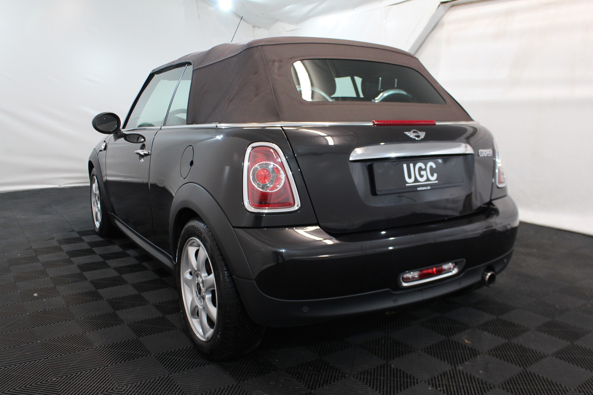 MINI Cabrio R57 1.6i Cooper-showroom-element-3