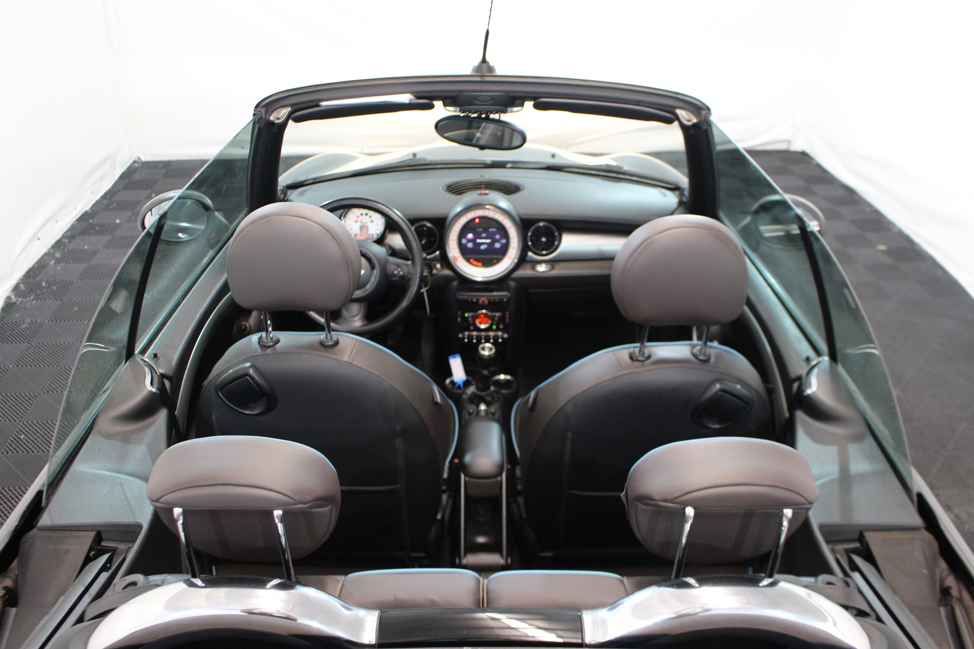 MINI Cabrio R57 1.6i Cooper-image-20