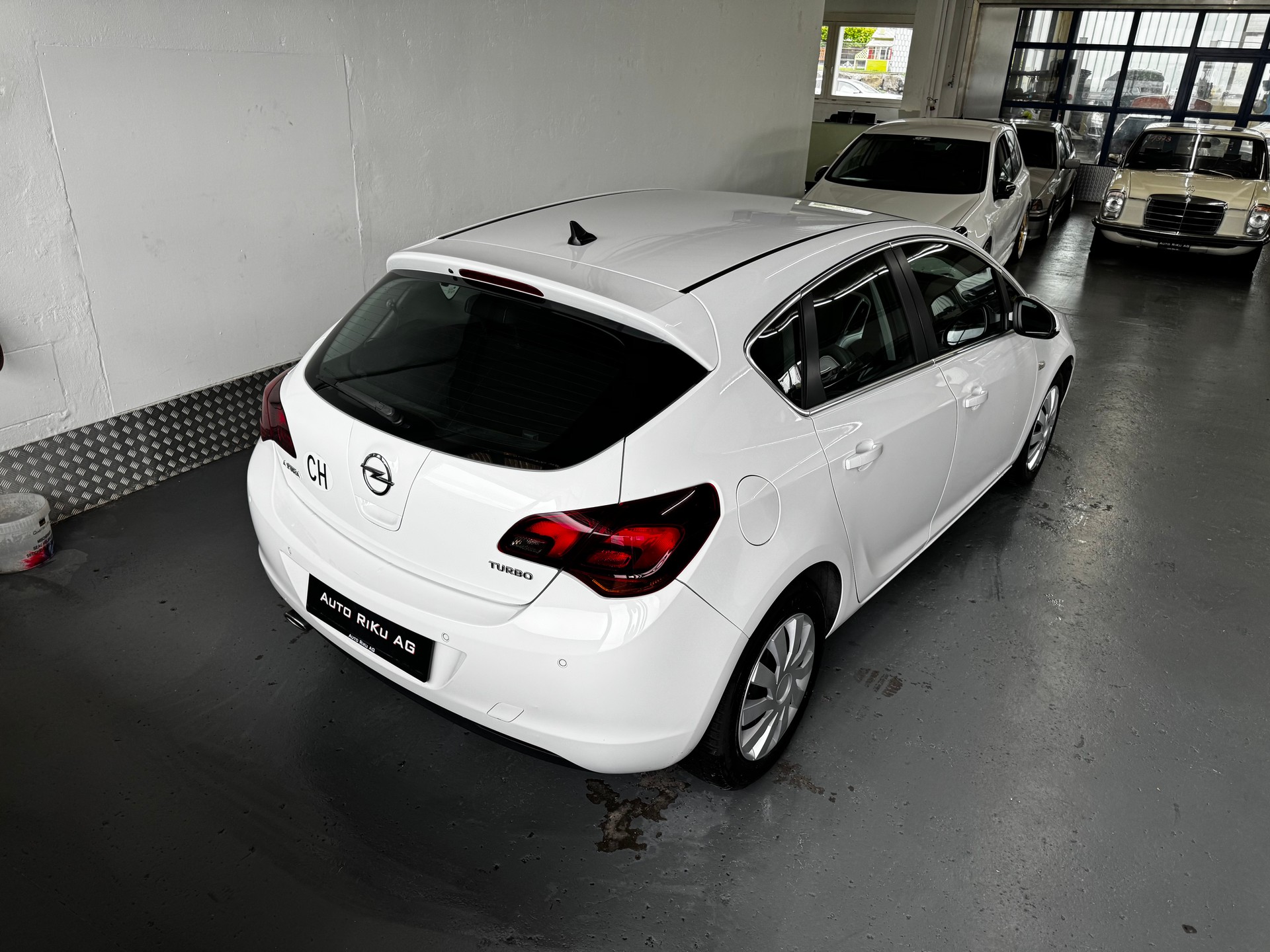 OPEL Astra 1.6i 16V Turbo Enjoy-image-7