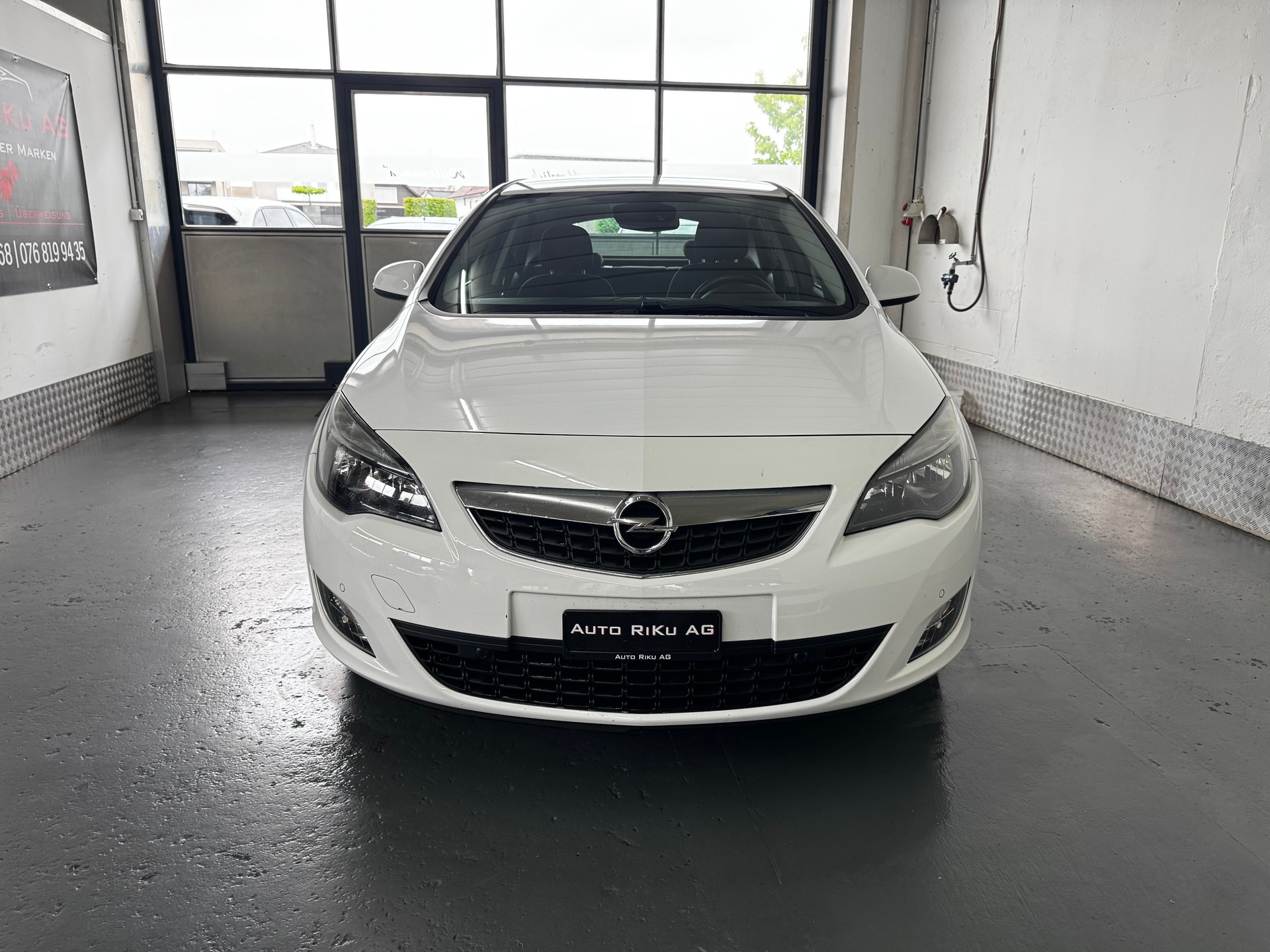 OPEL Astra 1.6i 16V Turbo Enjoy-image-3