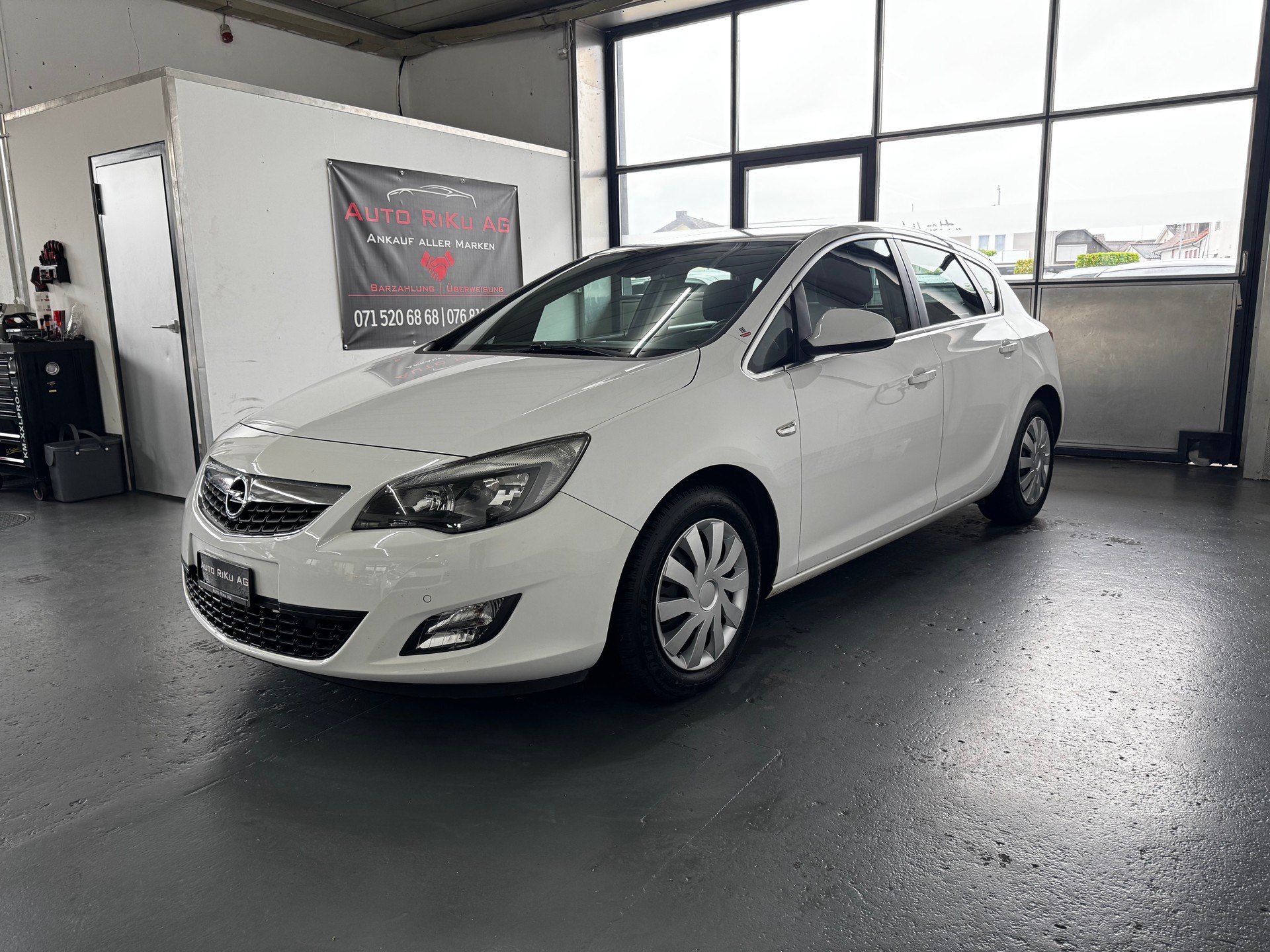 OPEL Astra 1.6i 16V Turbo Enjoy-image-4