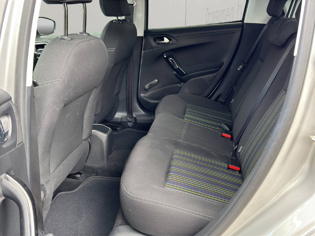 PEUGEOT 208 1.2 PureTech Urban Soul-image-9
