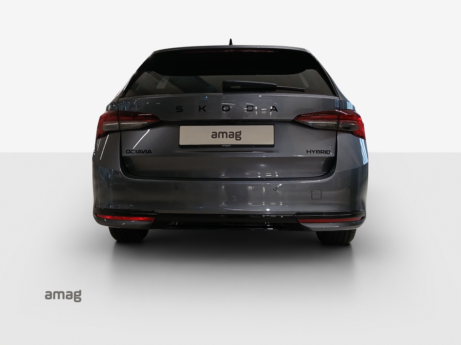 SKODA Octavia Combi 1.5 TSI mHEV DSG Sport Line-image-3