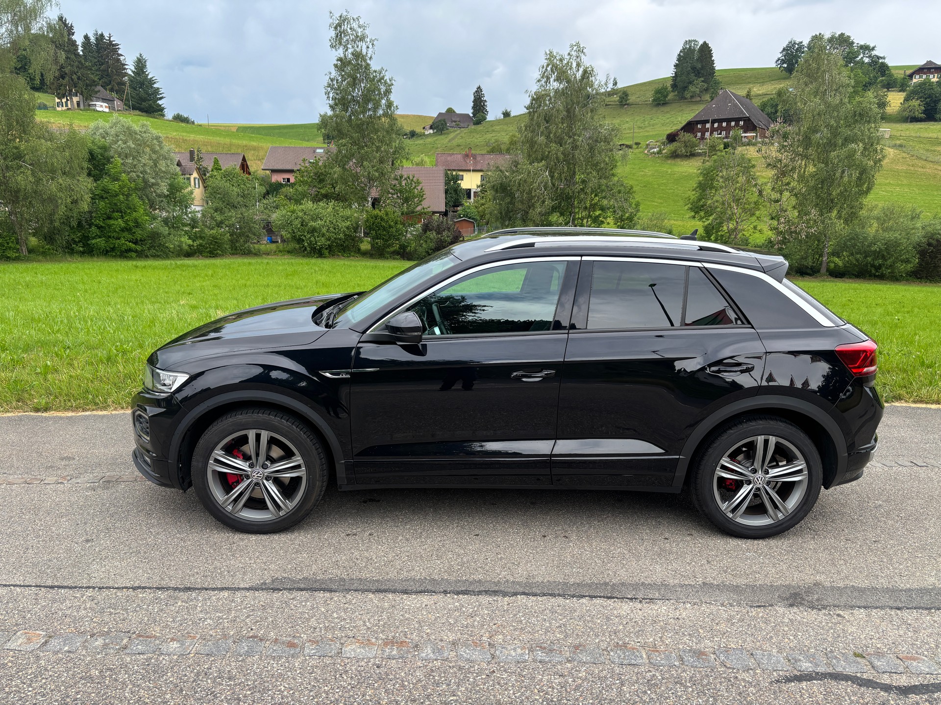 VW T-Roc 2.0 TSI Sport DSG 4Motion-image-2