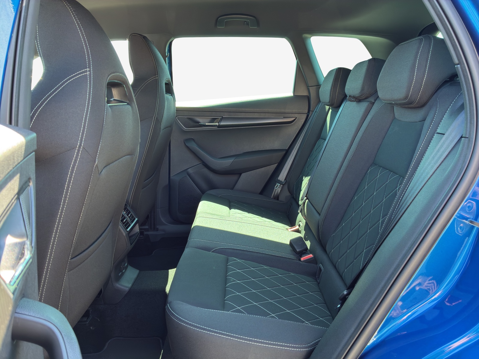 SKODA Karoq 2.0 TSI SportLine 4x4 DSG-image-11
