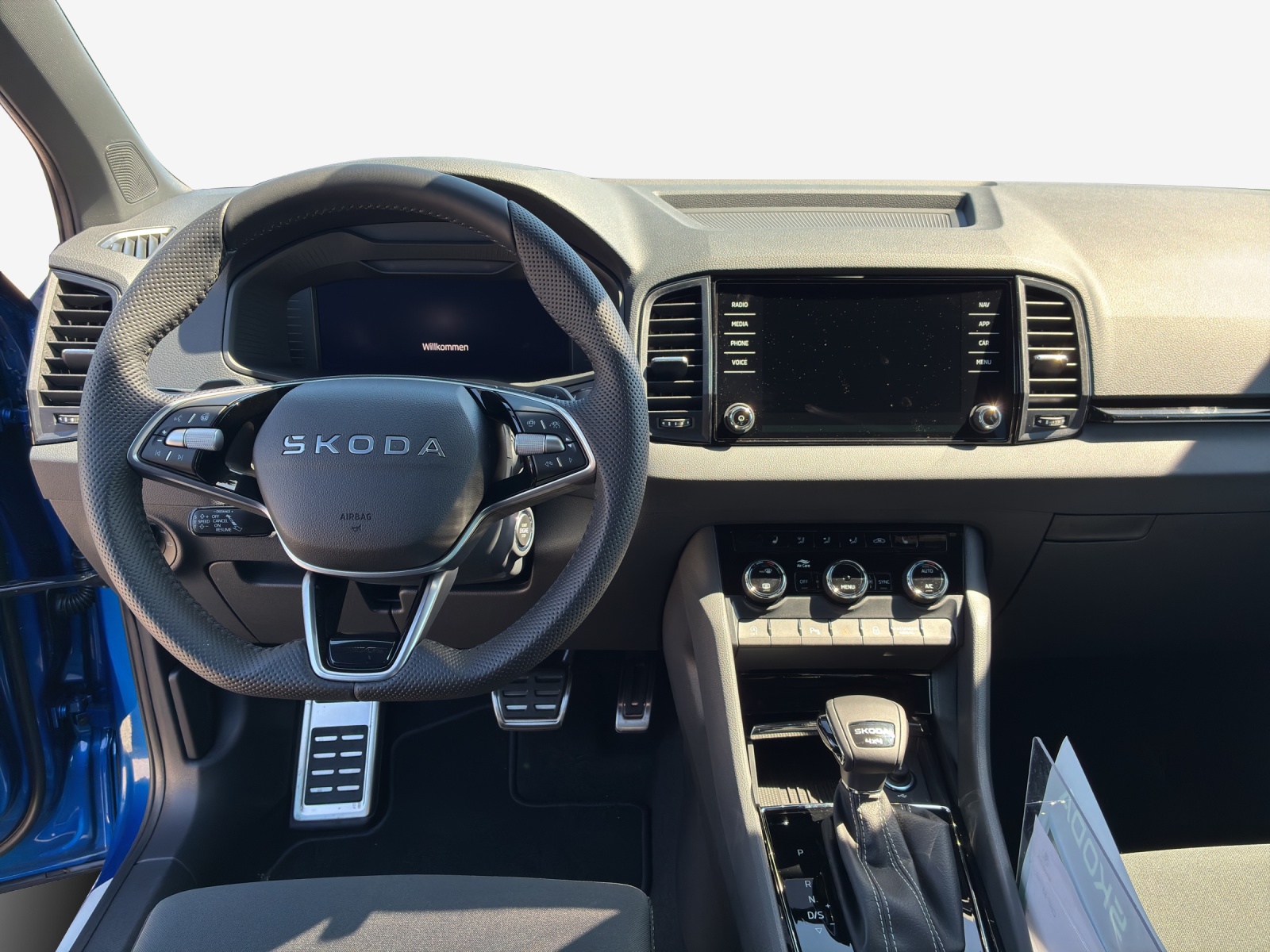 SKODA Karoq 2.0 TSI SportLine 4x4 DSG-image-8