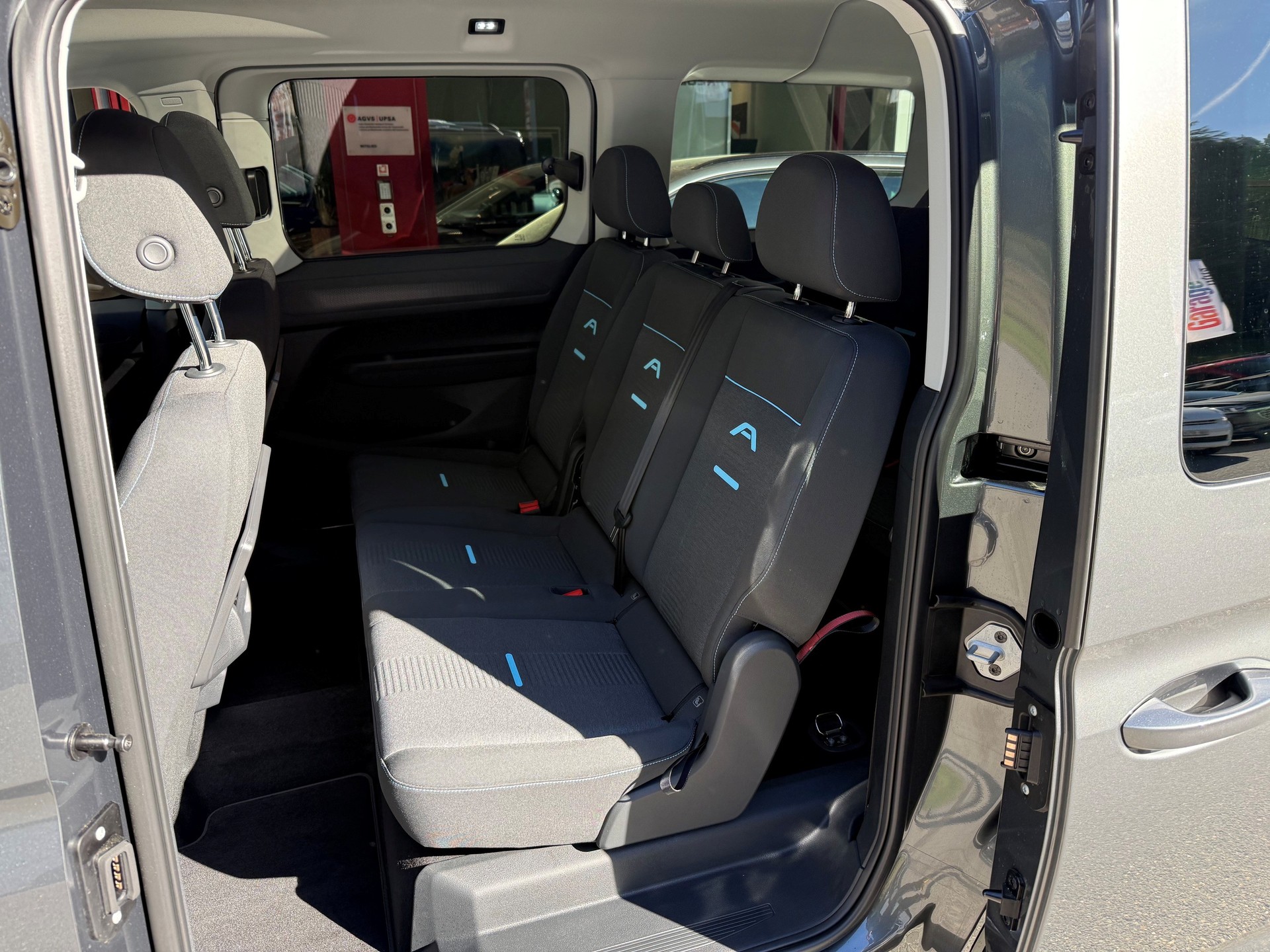 FORD Grand Tourneo Connect 2.0 EcoBlue AWD Active-image-8