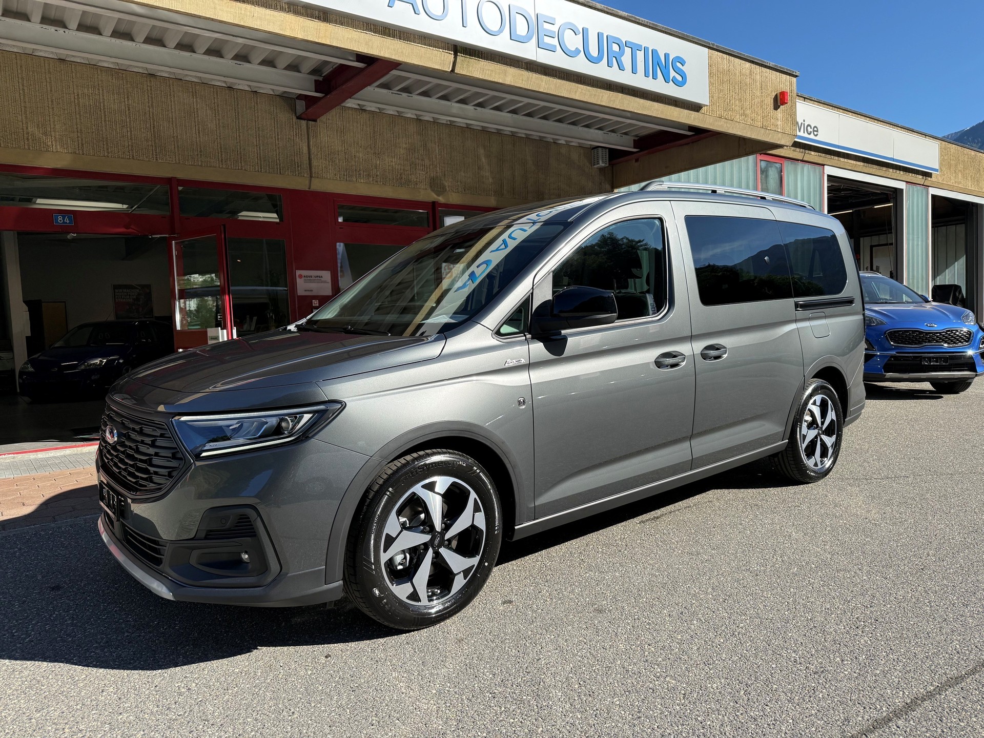 FORD Grand Tourneo Connect 2.0 EcoBlue AWD Active-image-1