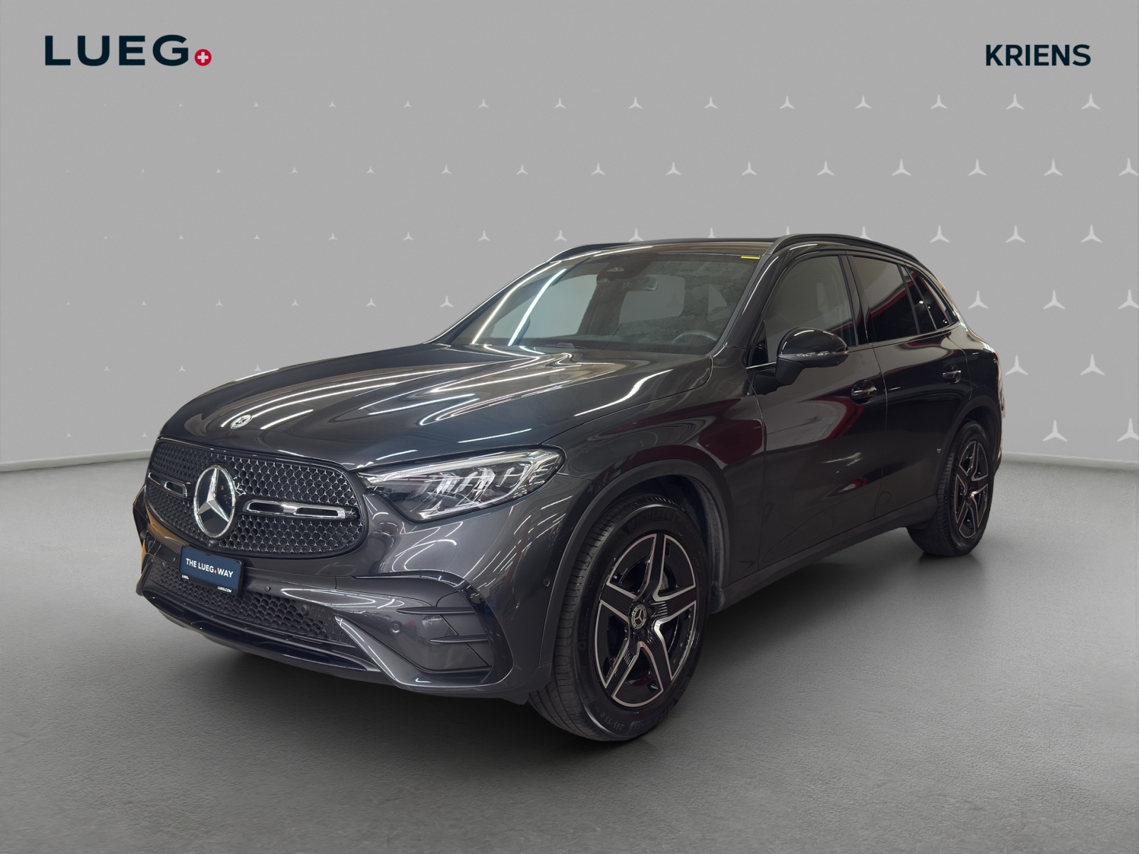MERCEDES-BENZ GLC 200 4M - AMG / DISTRONIC / 360 Grad Kamera / Soundsystem-image-0