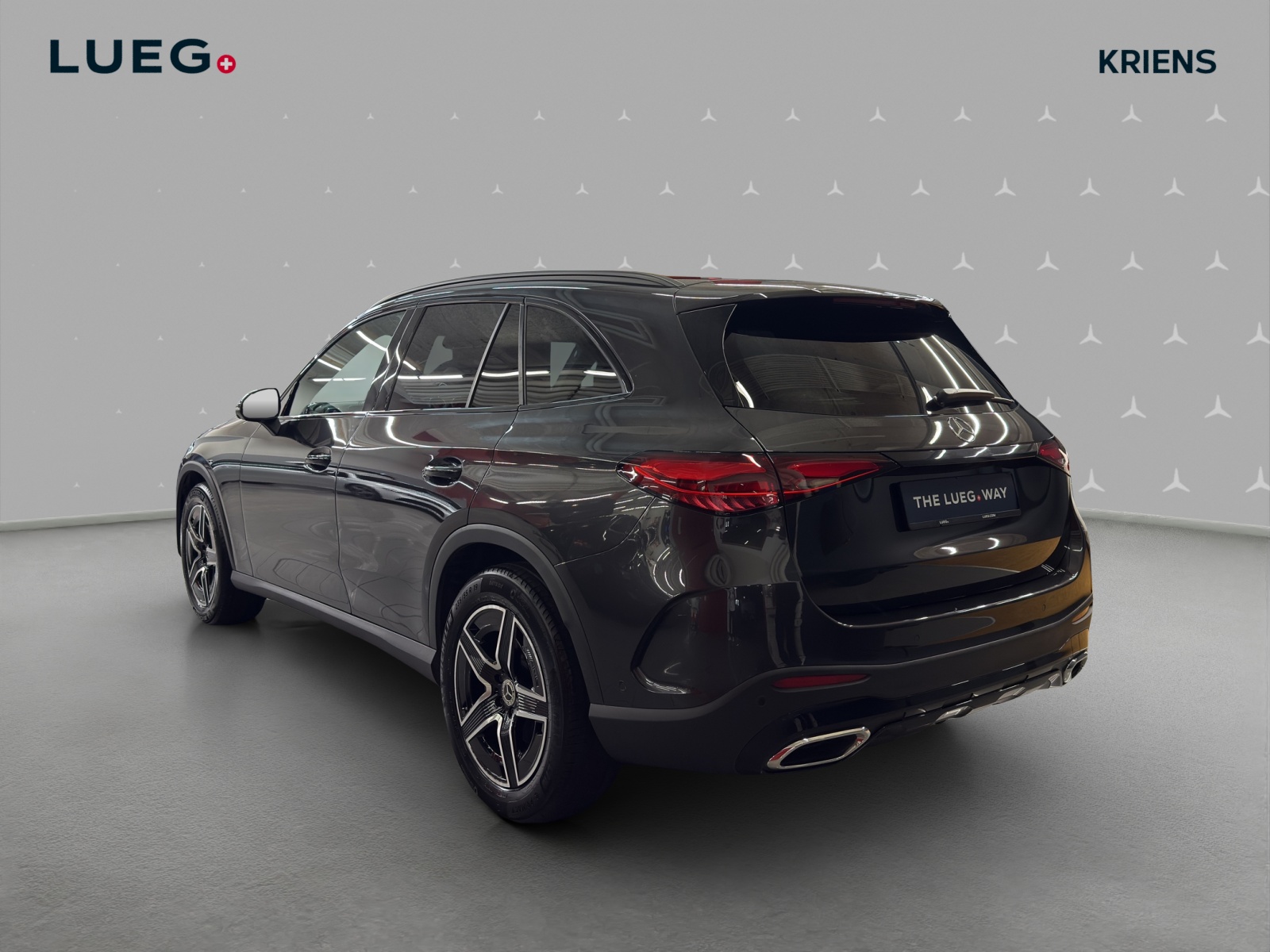 MERCEDES-BENZ GLC 200 4M - AMG / DISTRONIC / 360 Grad Kamera / Soundsystem-image-2