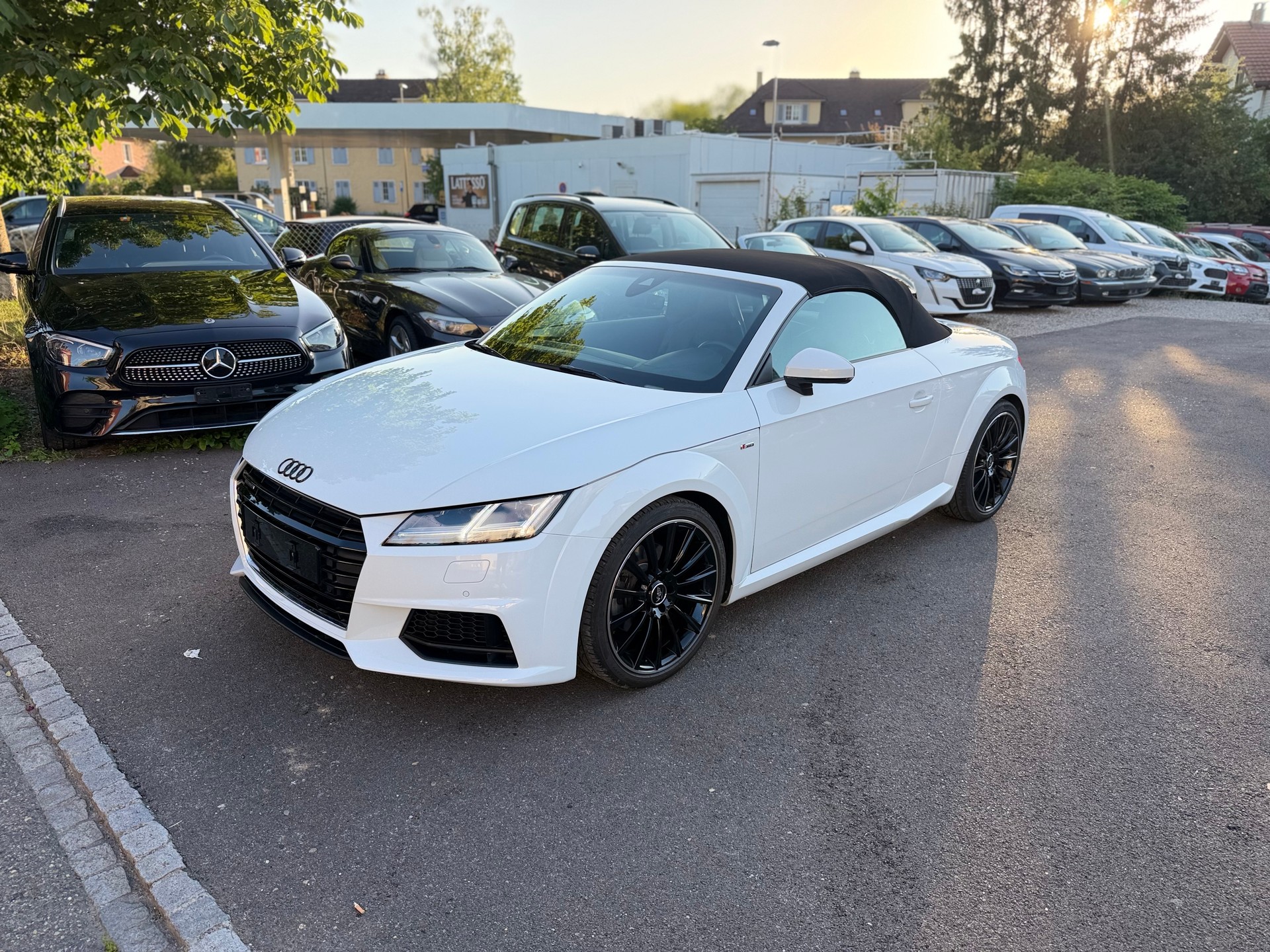 AUDI TT Roadster 2.0 TFSI quattro S-tronic-image-1