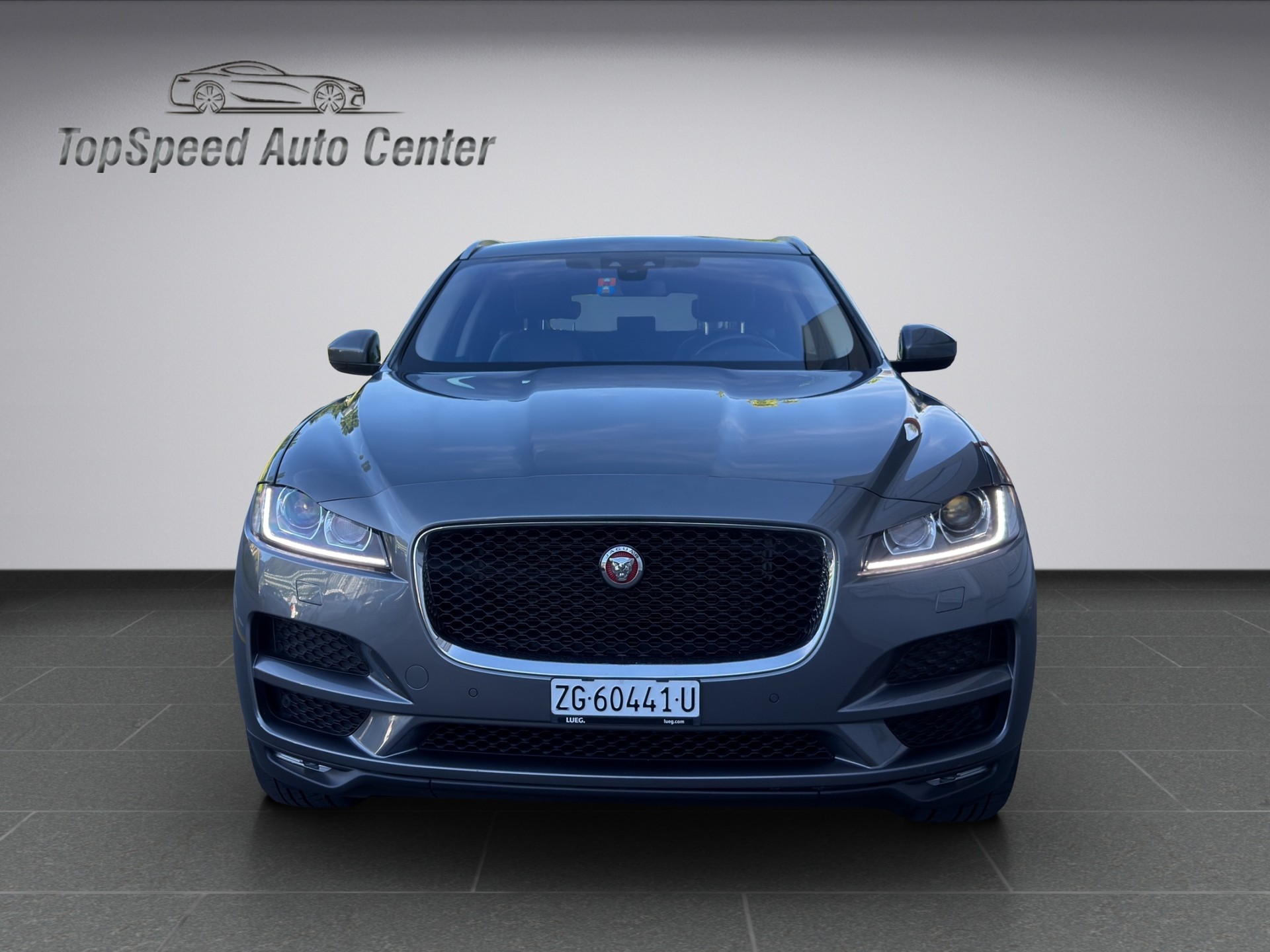 JAGUAR F-Pace 2.0d Prestige AWD Automatik-image-1