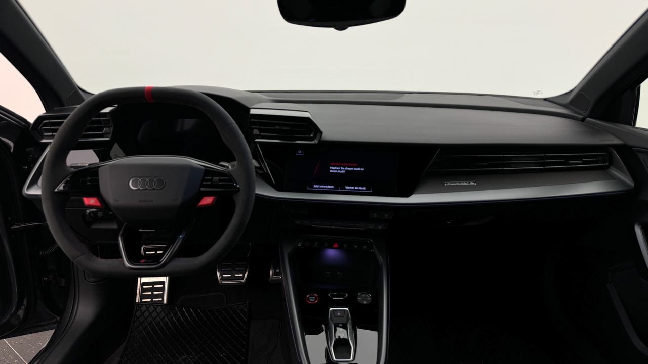 AUDI RS3 Sportback 2.5 TSI quattro S-tronic-image-5