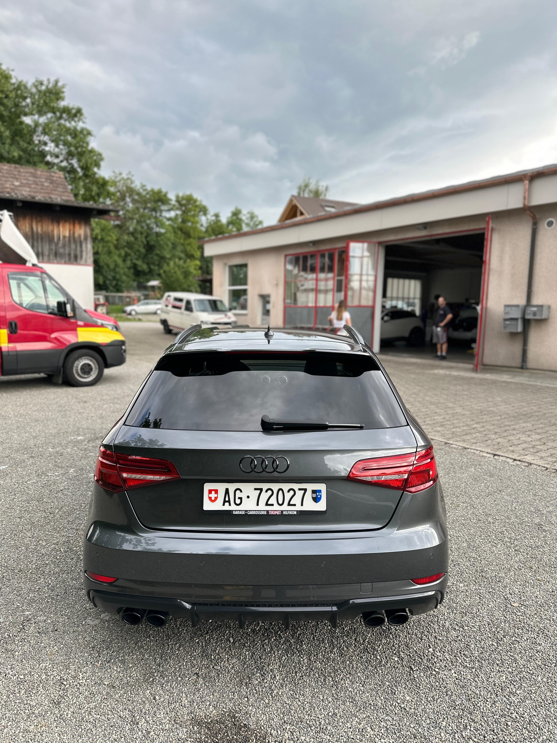AUDI S3 Sportback 2.0 TFSI quattro S-tronic-image-5
