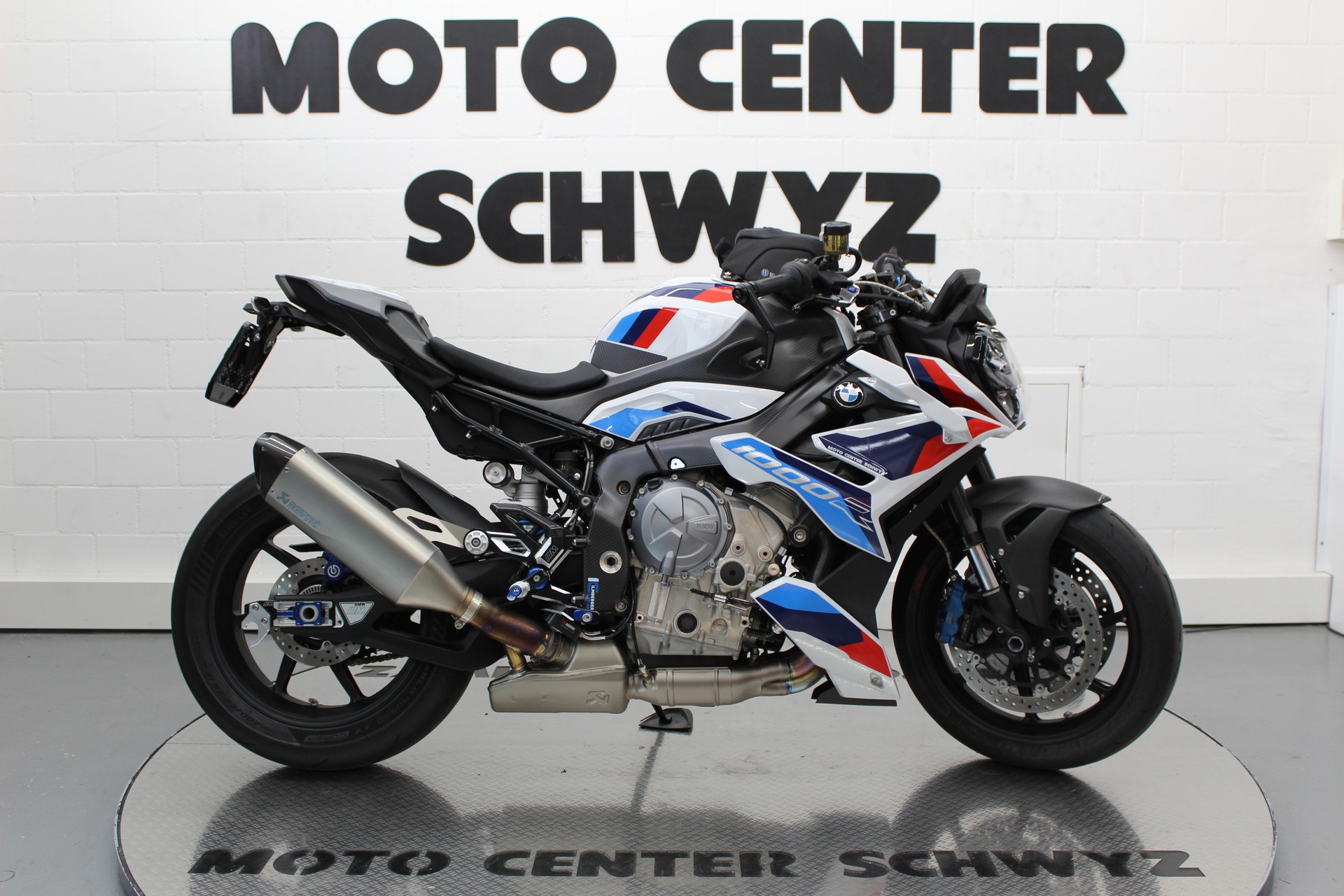 BMW M 1000 R