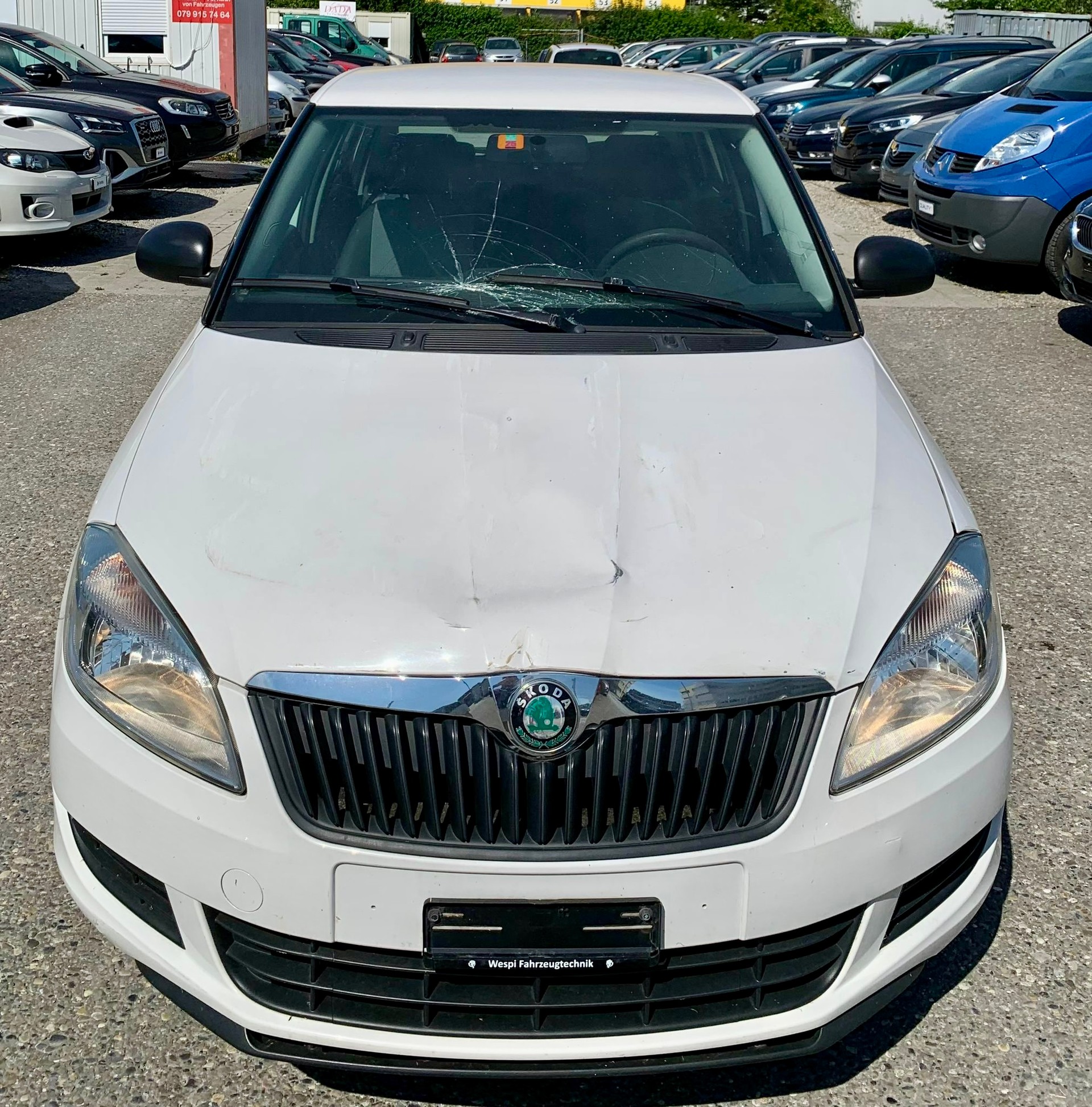 SKODA Fabia 1.2 Ambition Limousine-image-2