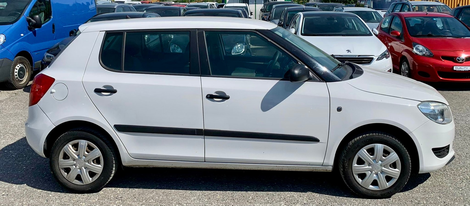 SKODA Fabia 1.2 Ambition Limousine-image-5