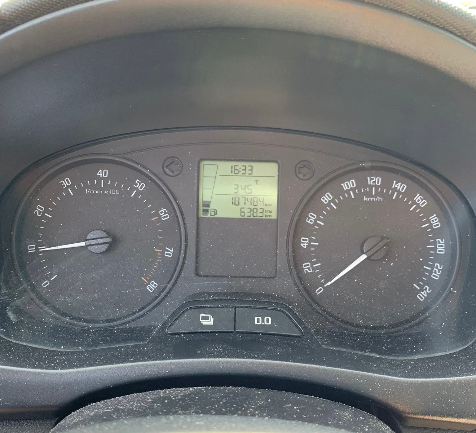 SKODA Fabia 1.2 Ambition Limousine-image-9