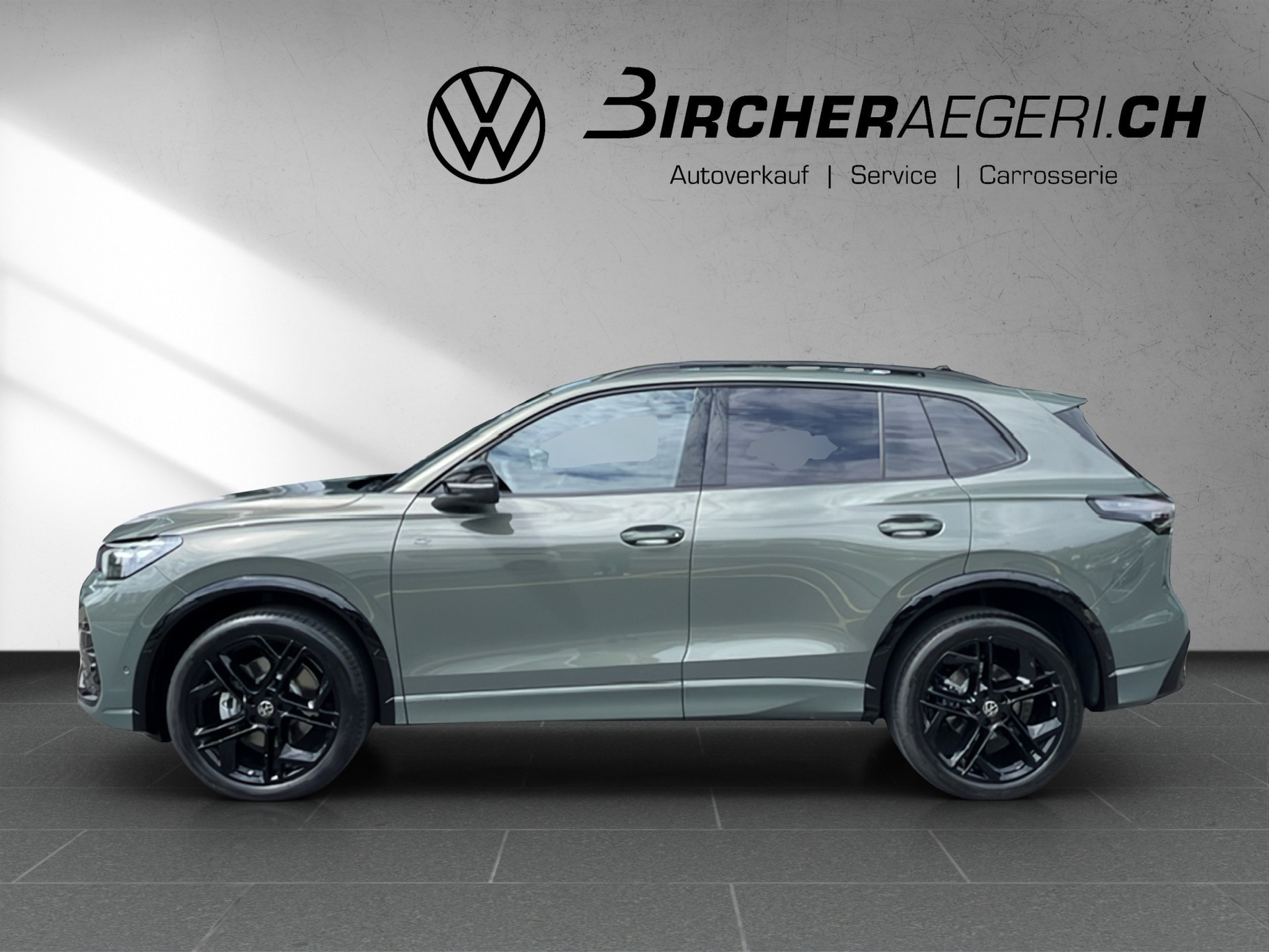 VW Tiguan 2.0 TSI DSG R-Line United 4Motion-image-1