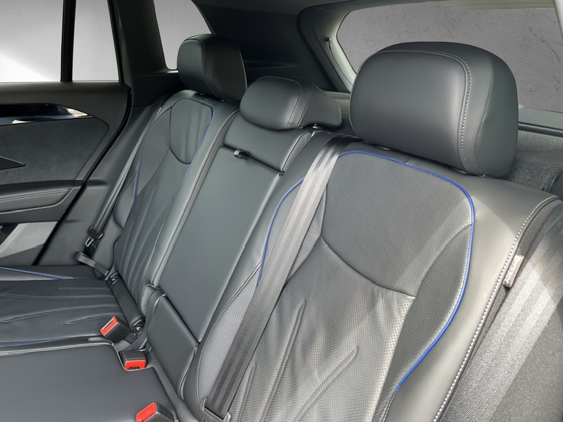 VW Tiguan 2.0 TSI DSG R-Line United 4Motion-image-21