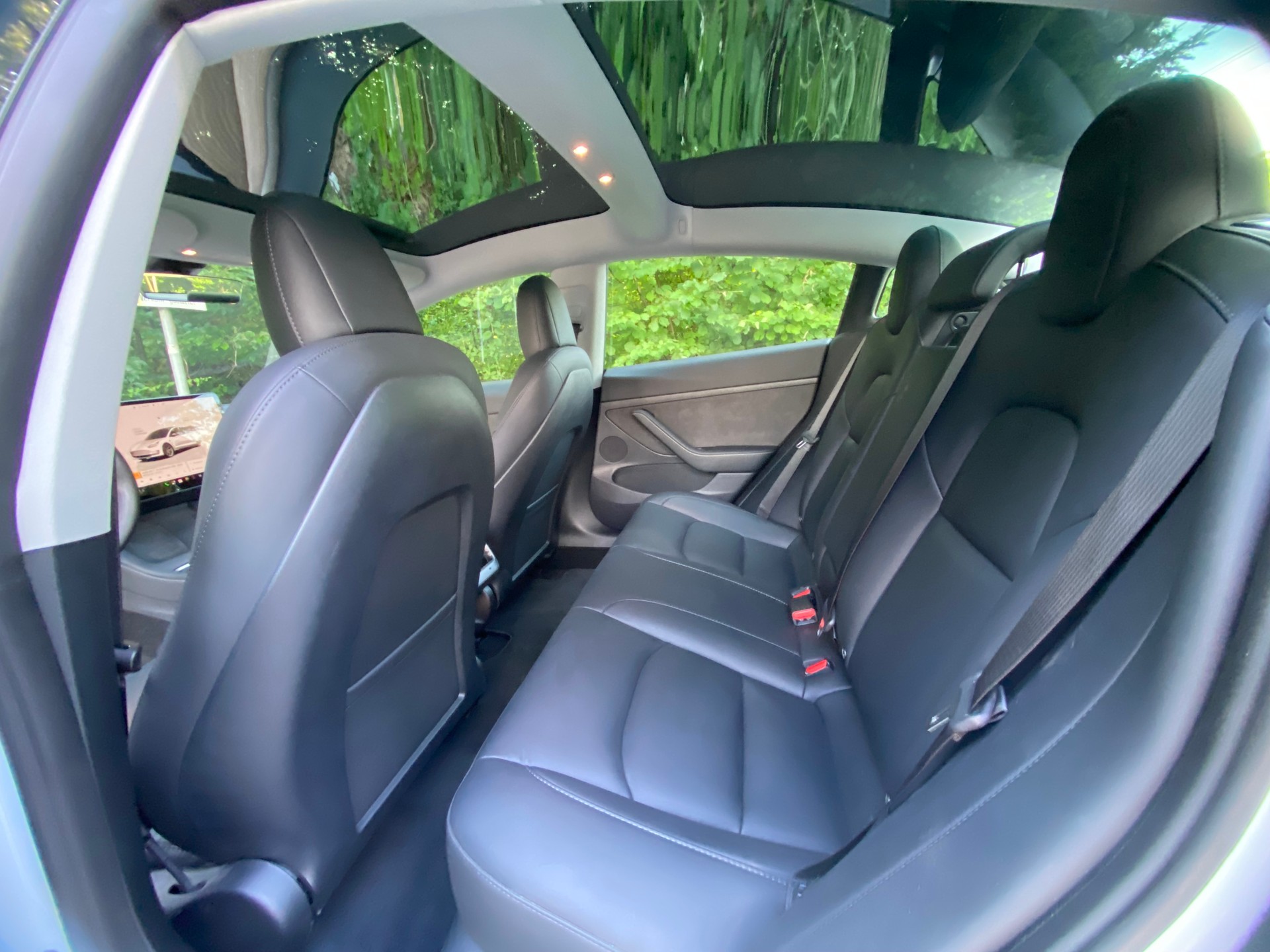 TESLA Modell 3-image-8