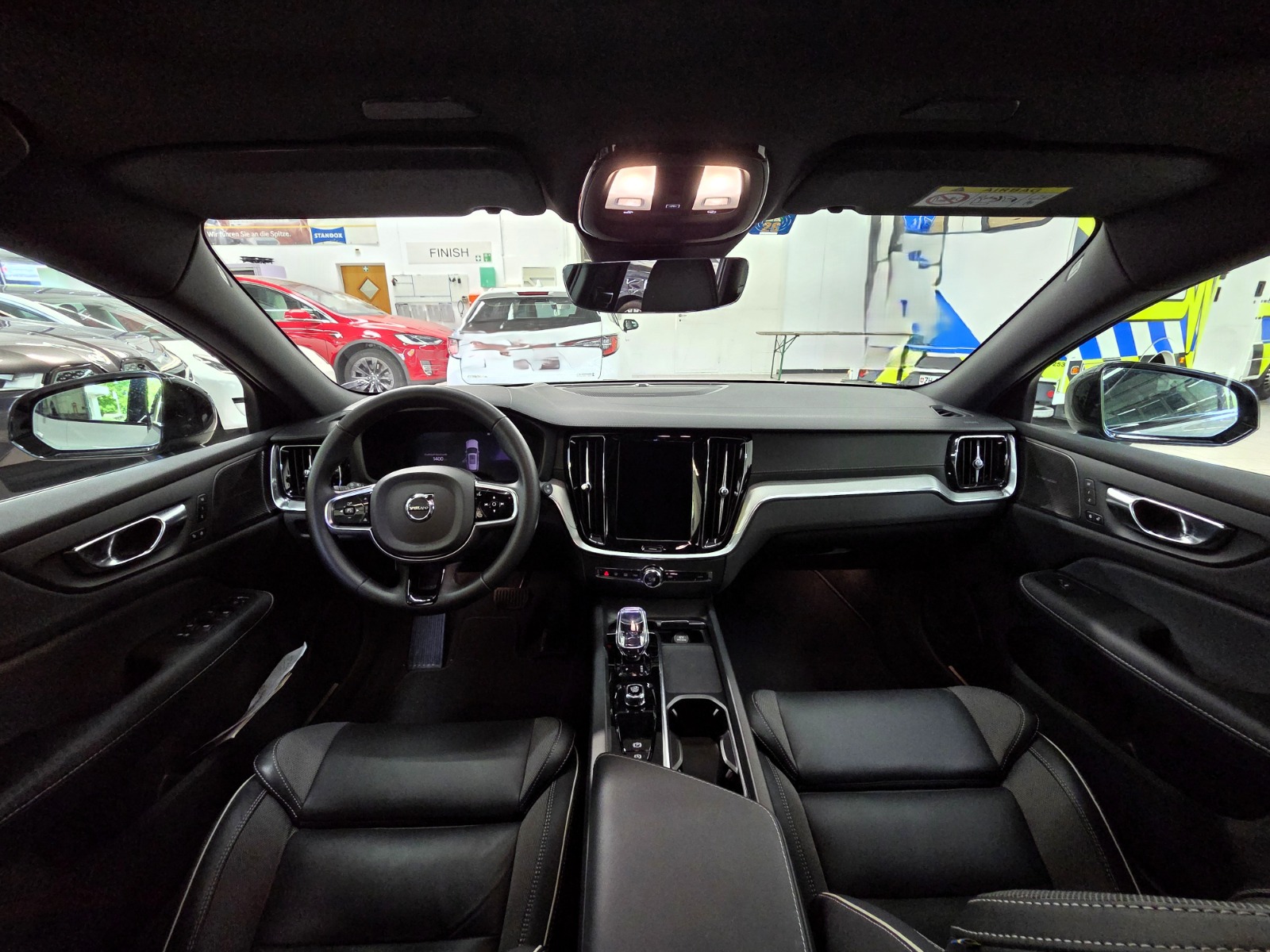 VOLVO V60 B4 Benzin Mild Hybrid Ultra Dark DCT-image-9