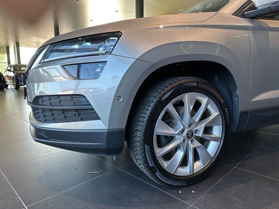 SKODA Karoq 1.5 TSI ACT Style DSG-showroom-element-2
