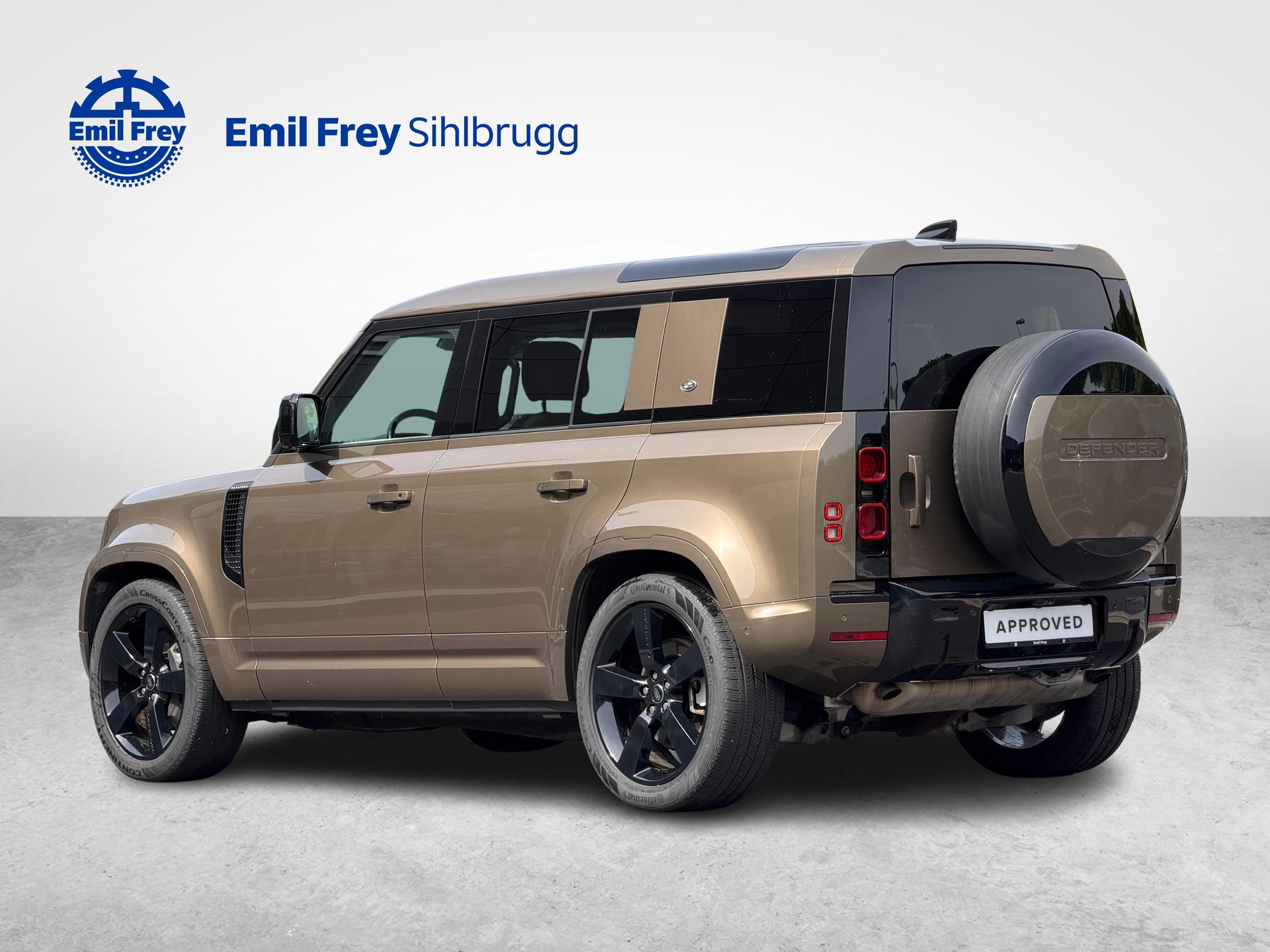 LAND ROVER Defender 110 3.0 I6 XS-image-1