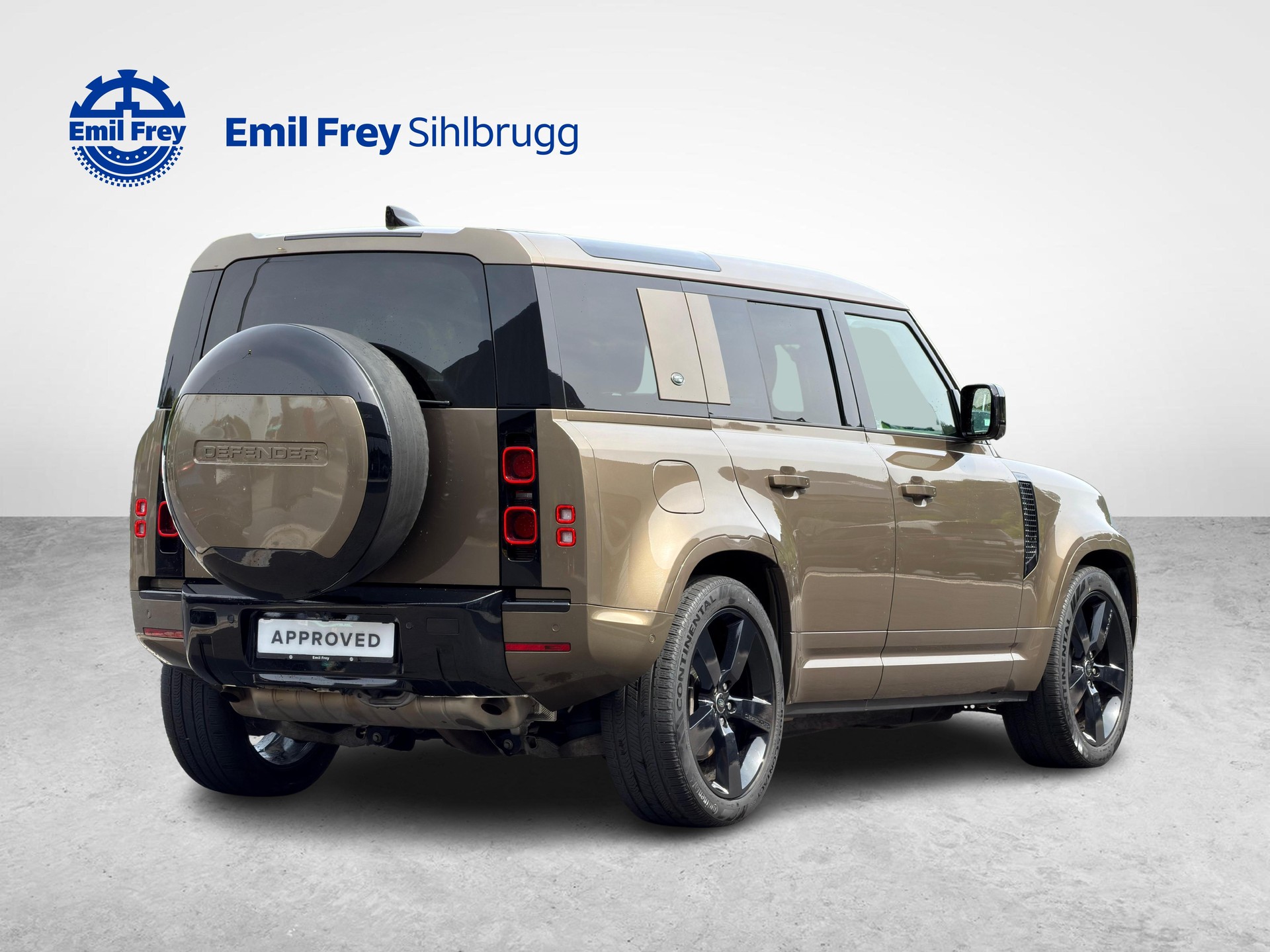 LAND ROVER Defender 110 3.0 I6 XS-image-15