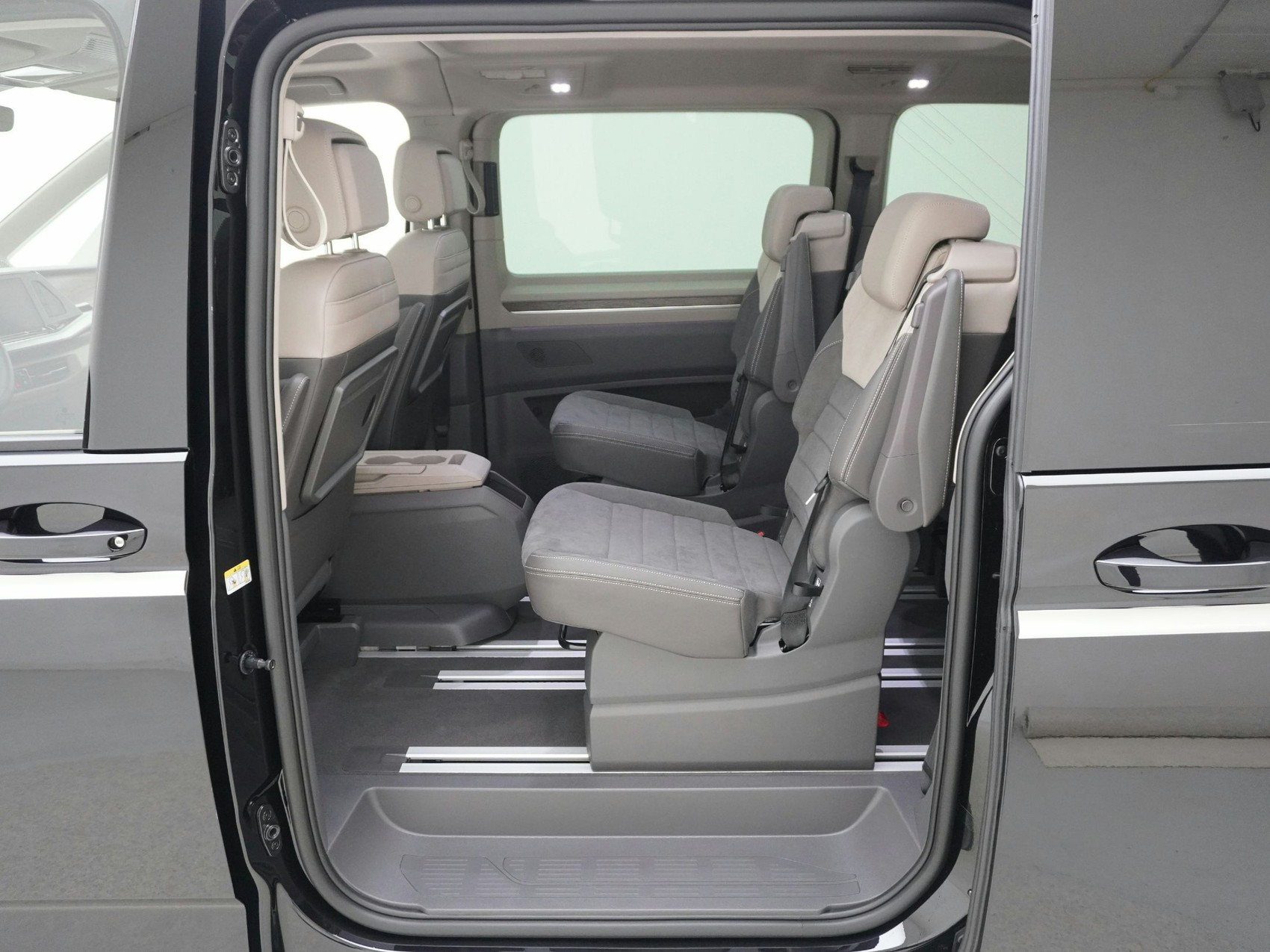 VW Multivan lang 1.5 TSI eHybrid Style DSG 4motion-image-10
