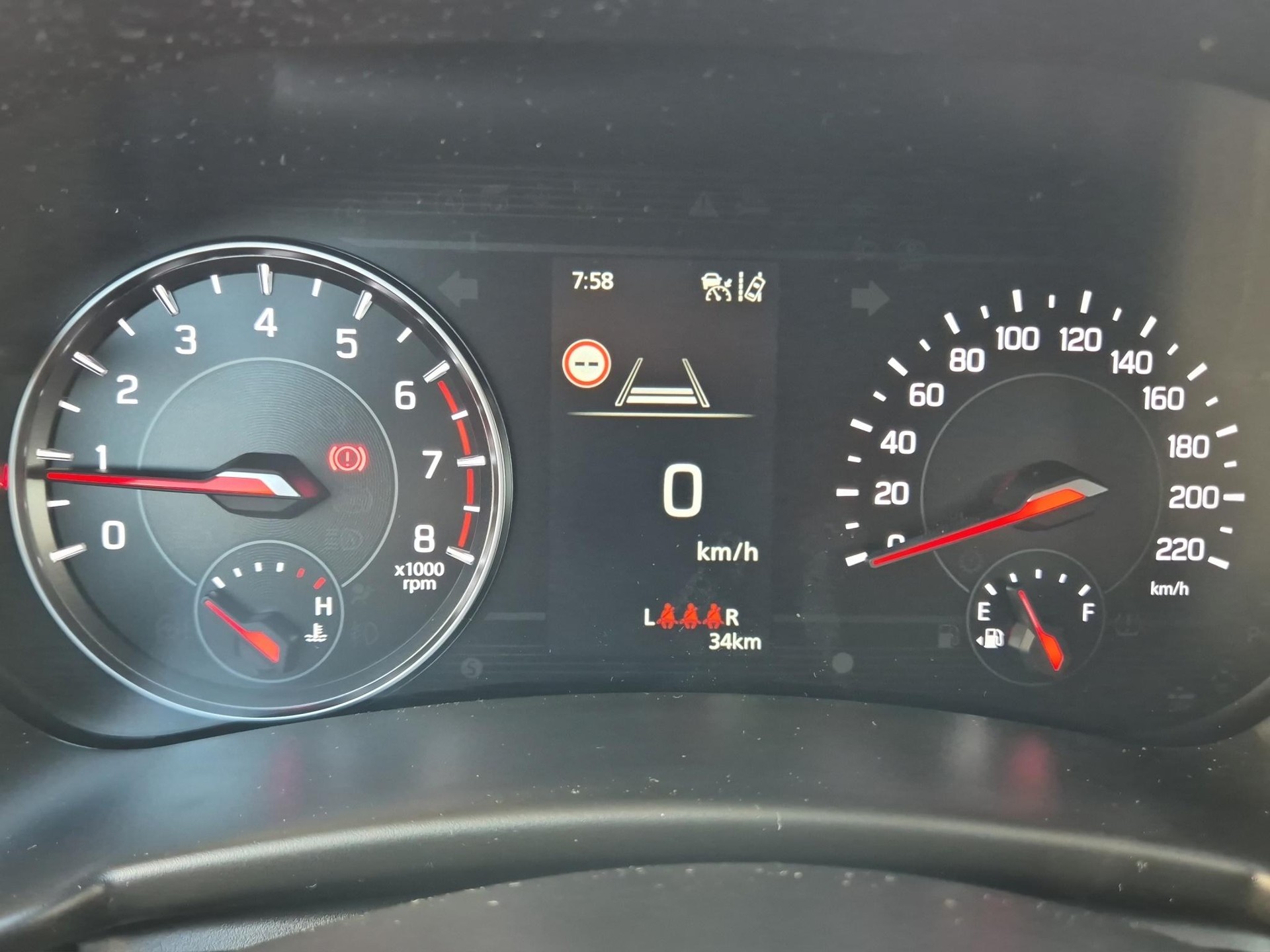 SUZUKI Swift 1.2 Unico Hybrid-image-10
