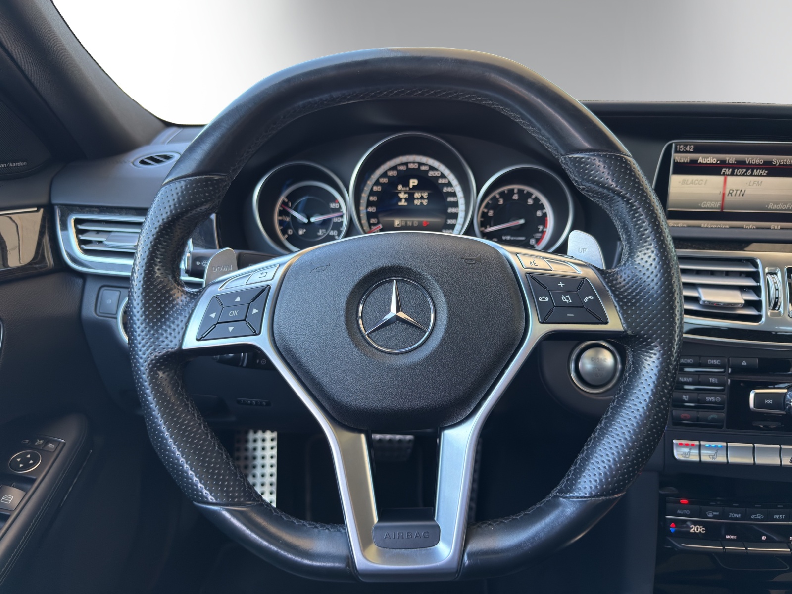 Image MERCEDES-BENZ E-63-AMG E 63 AMG