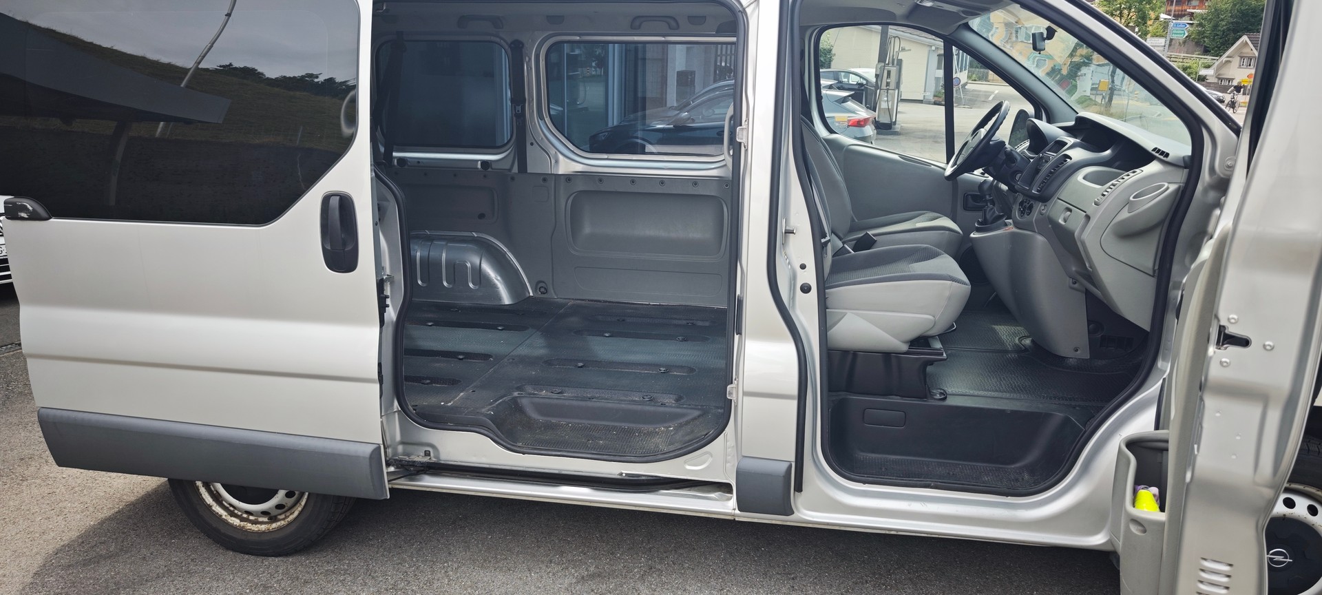 OPEL Vivaro 2.0 CDTI 2.7t L1H1-image-5