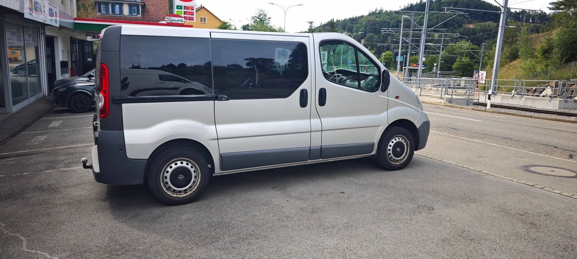 OPEL Vivaro 2.0 CDTI 2.7t L1H1-image-6