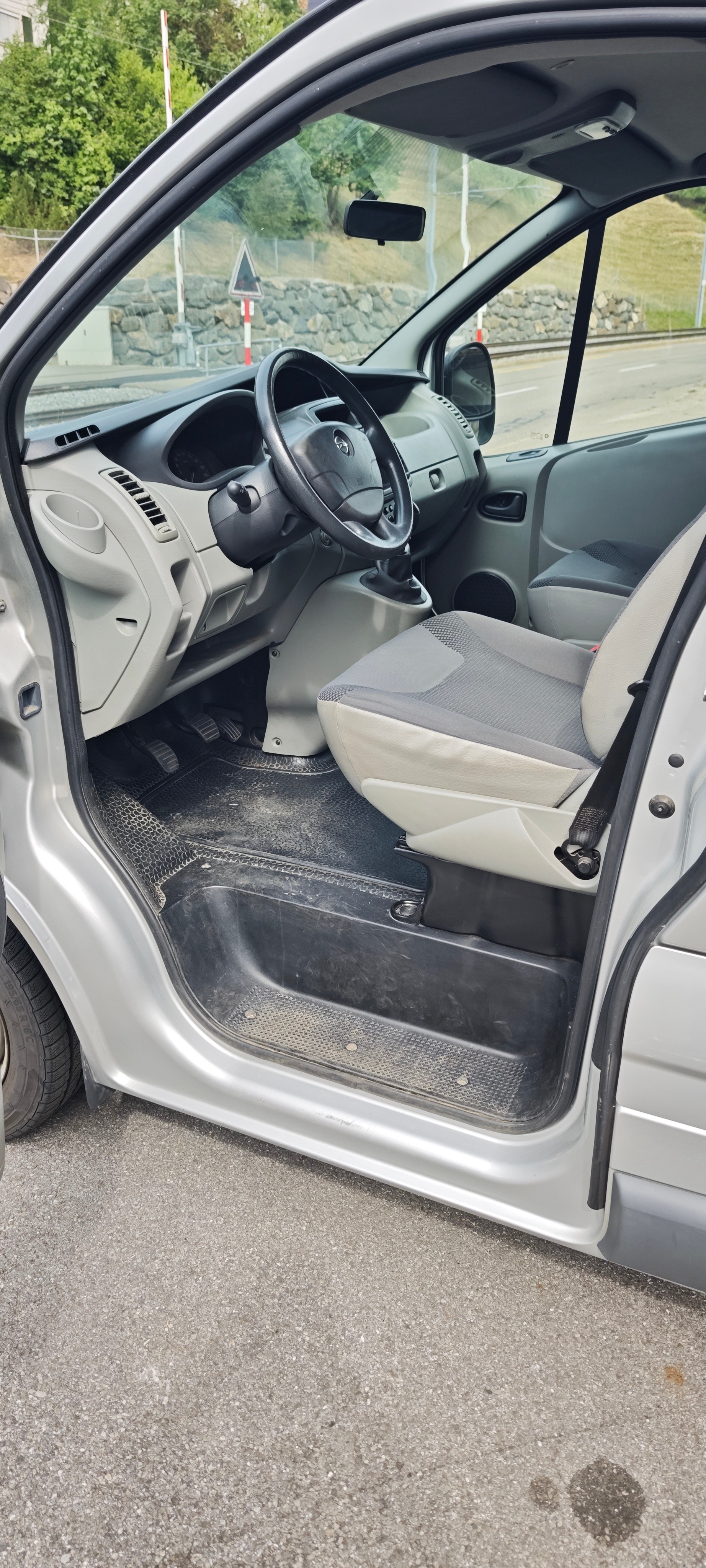 OPEL Vivaro 2.0 CDTI 2.7t L1H1-image-13