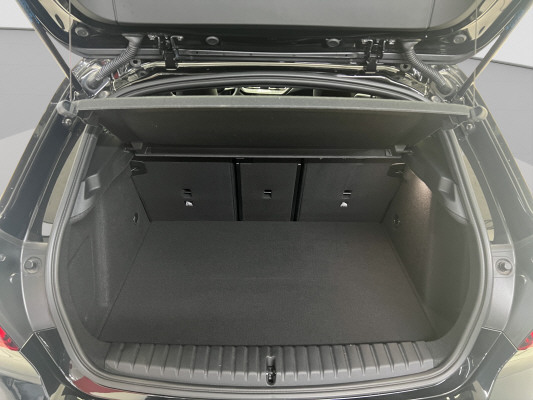 BMW M135i xDrive-image-13