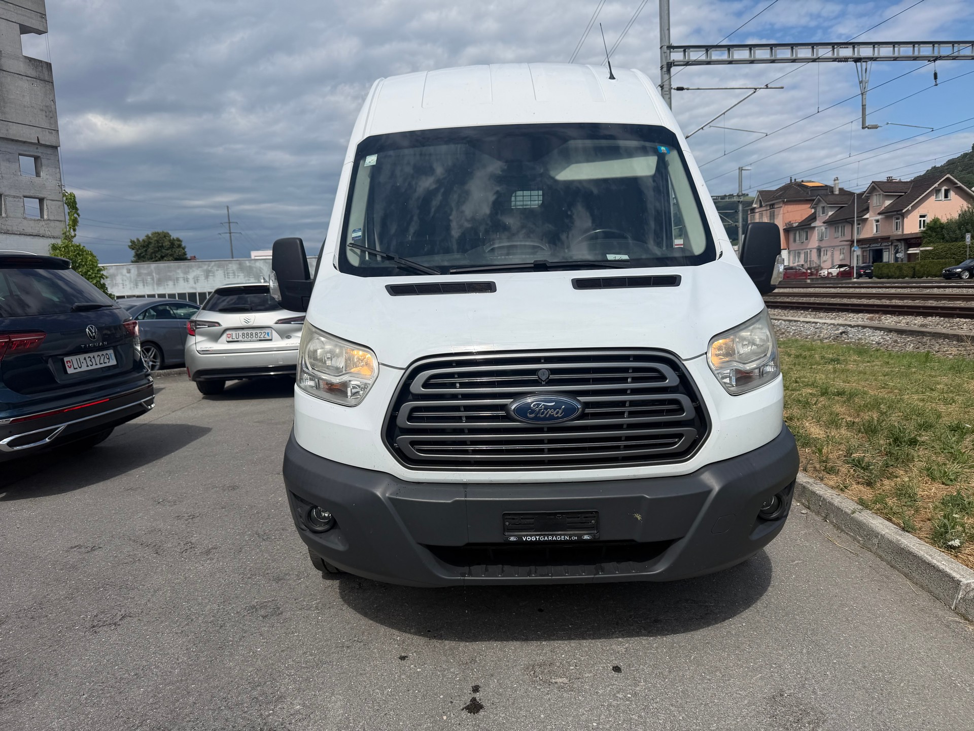FORD Transit Van 350 L3H2 Ambiente FWD-image-3