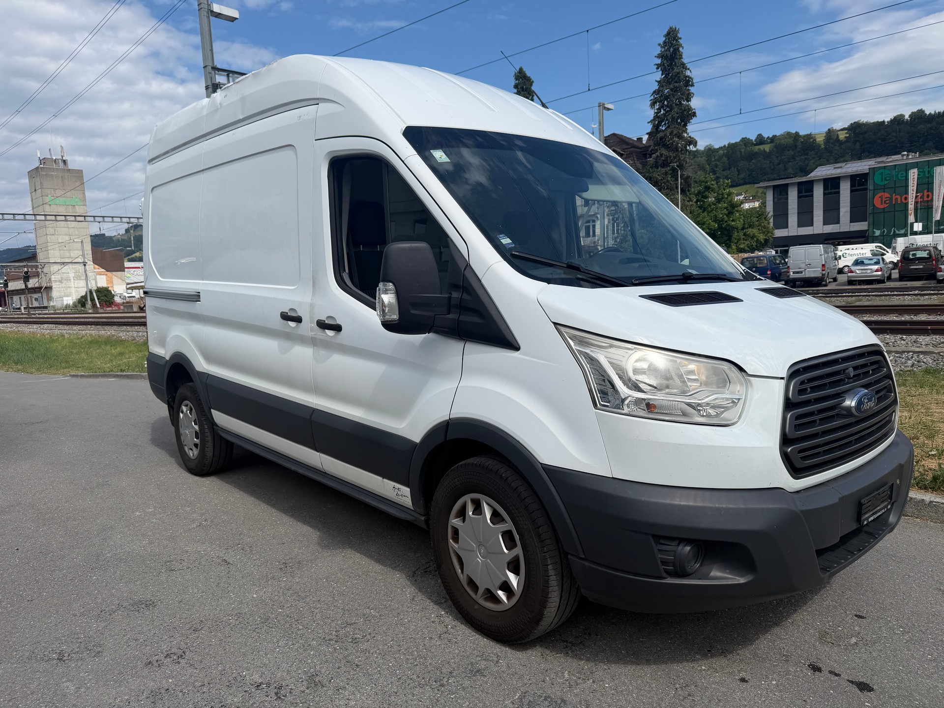 FORD Transit Van 350 L3H2 Ambiente FWD-image-2