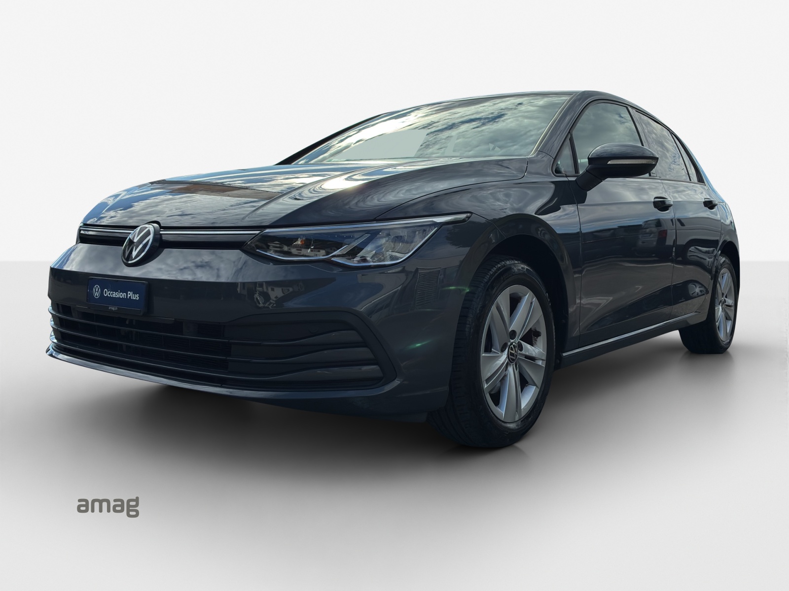VW Golf 1.0 TSI Life-image-0