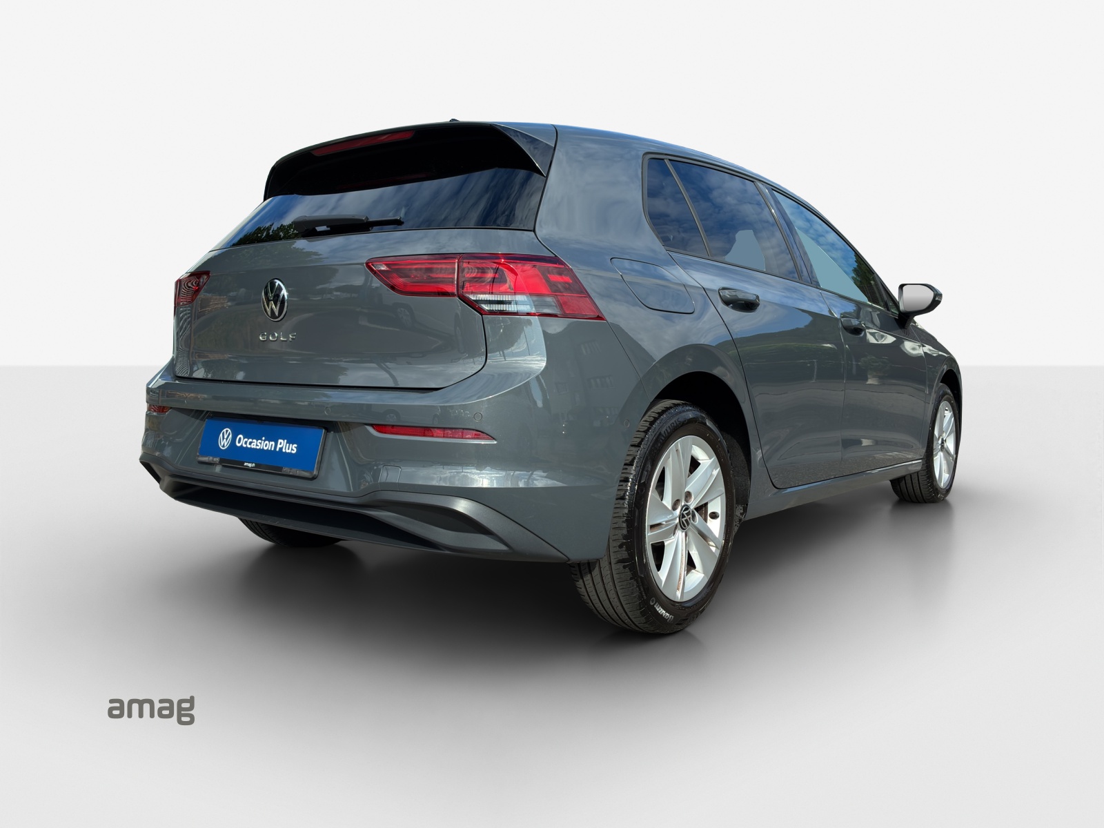 VW Golf 1.0 TSI Life-image-4