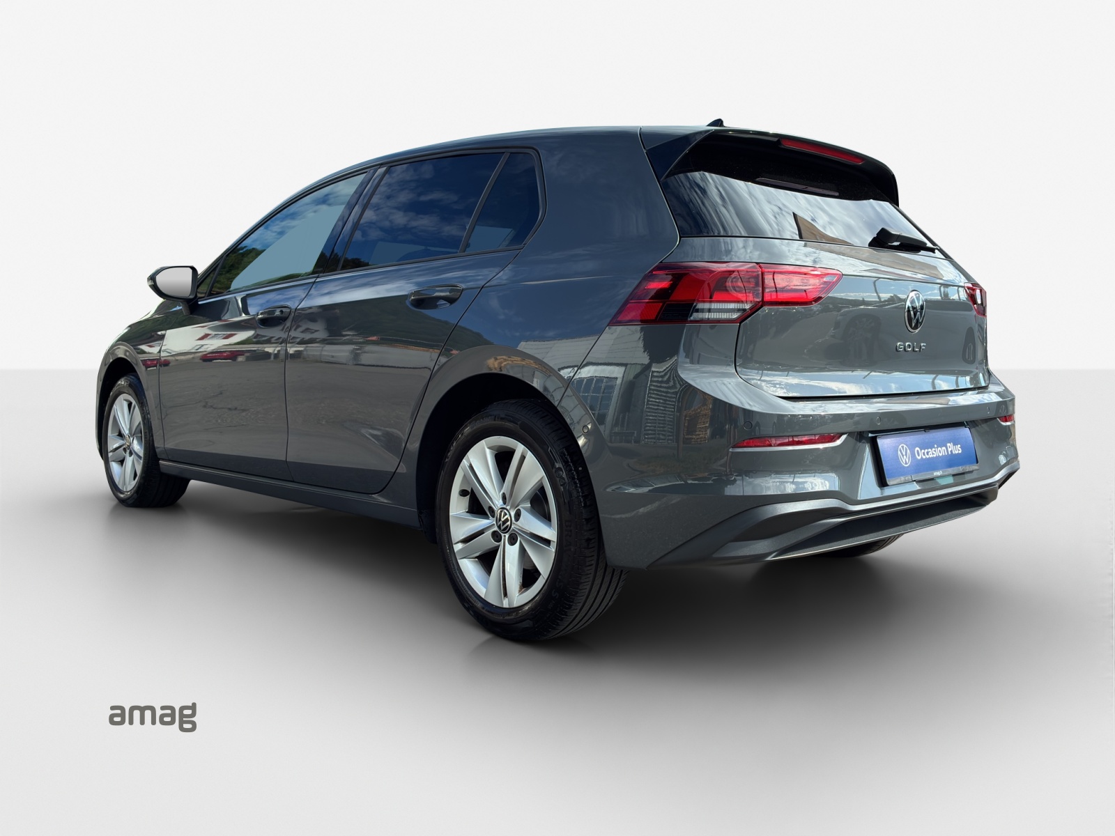 VW Golf 1.0 TSI Life-image-2