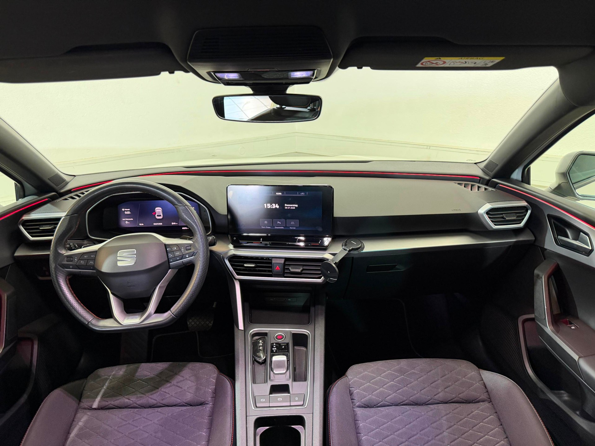 SEAT Leon 1.5 eTSI mHEV DSG Hola FR-image-7