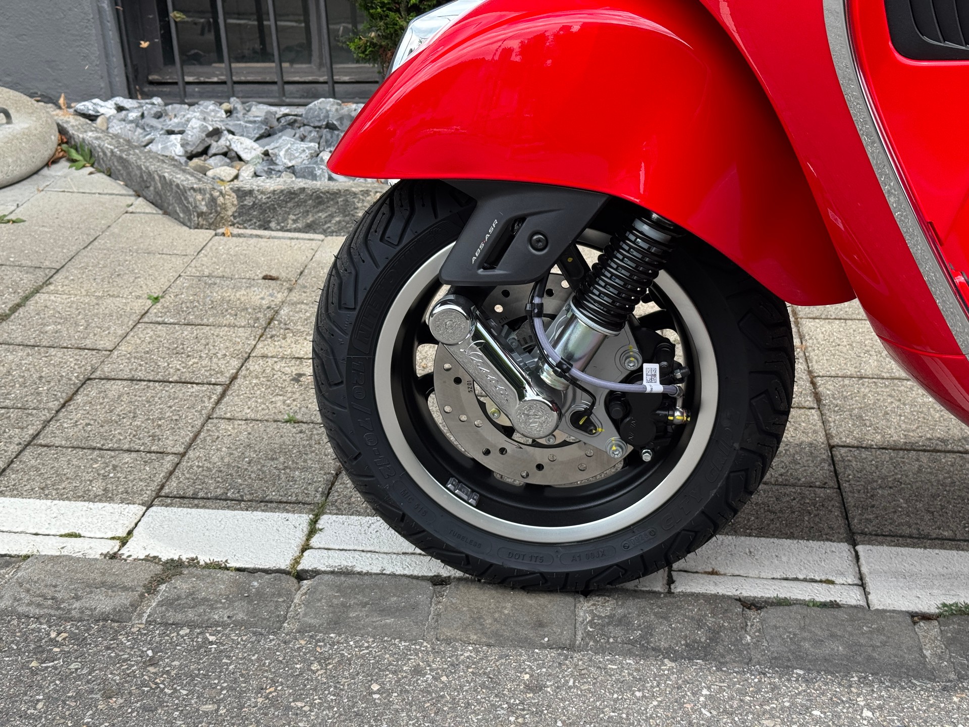 PIAGGIO Vespa GTS 125 Super RST Euro 5+-showroom-element-3
