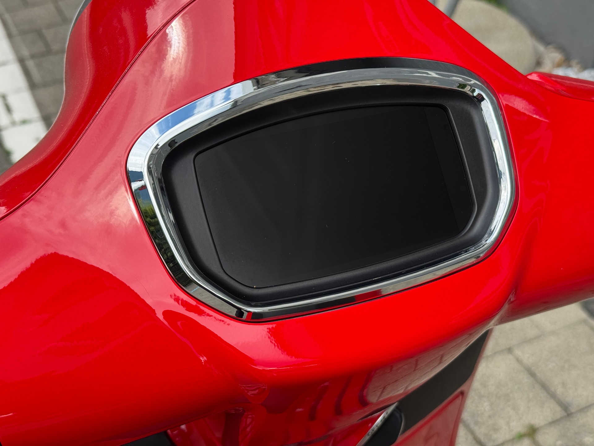 PIAGGIO Vespa GTS 125 Super RST Euro 5+-image-7