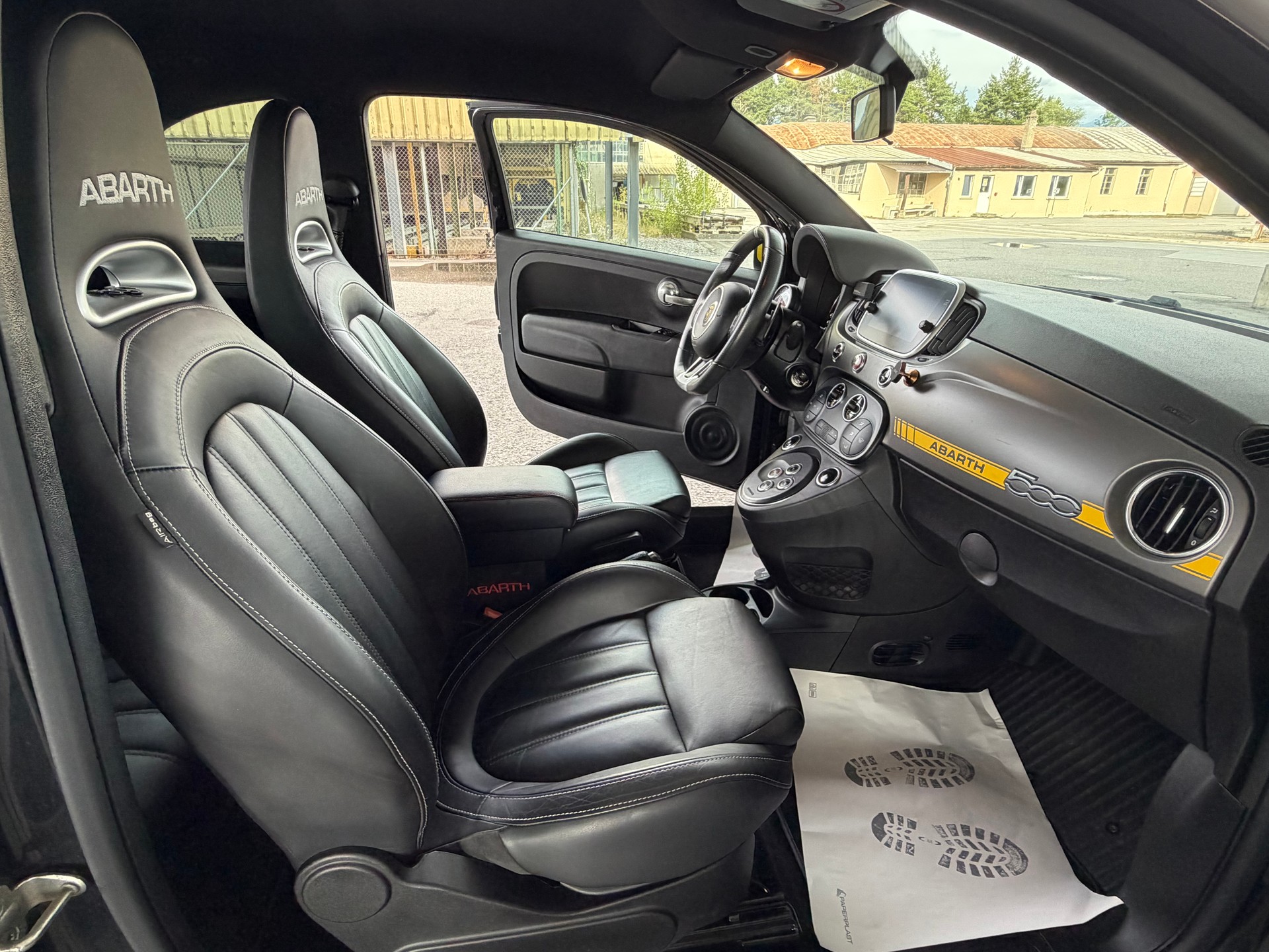 FIAT 595C 1.4 16V Turbo Abarth Turismo Dualogic-image-11