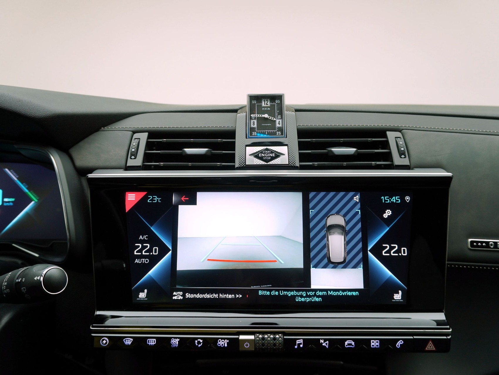 DS AUTOMOBILES DS7 Crossback 1.6 E-Tense Opera 4x4-image-17