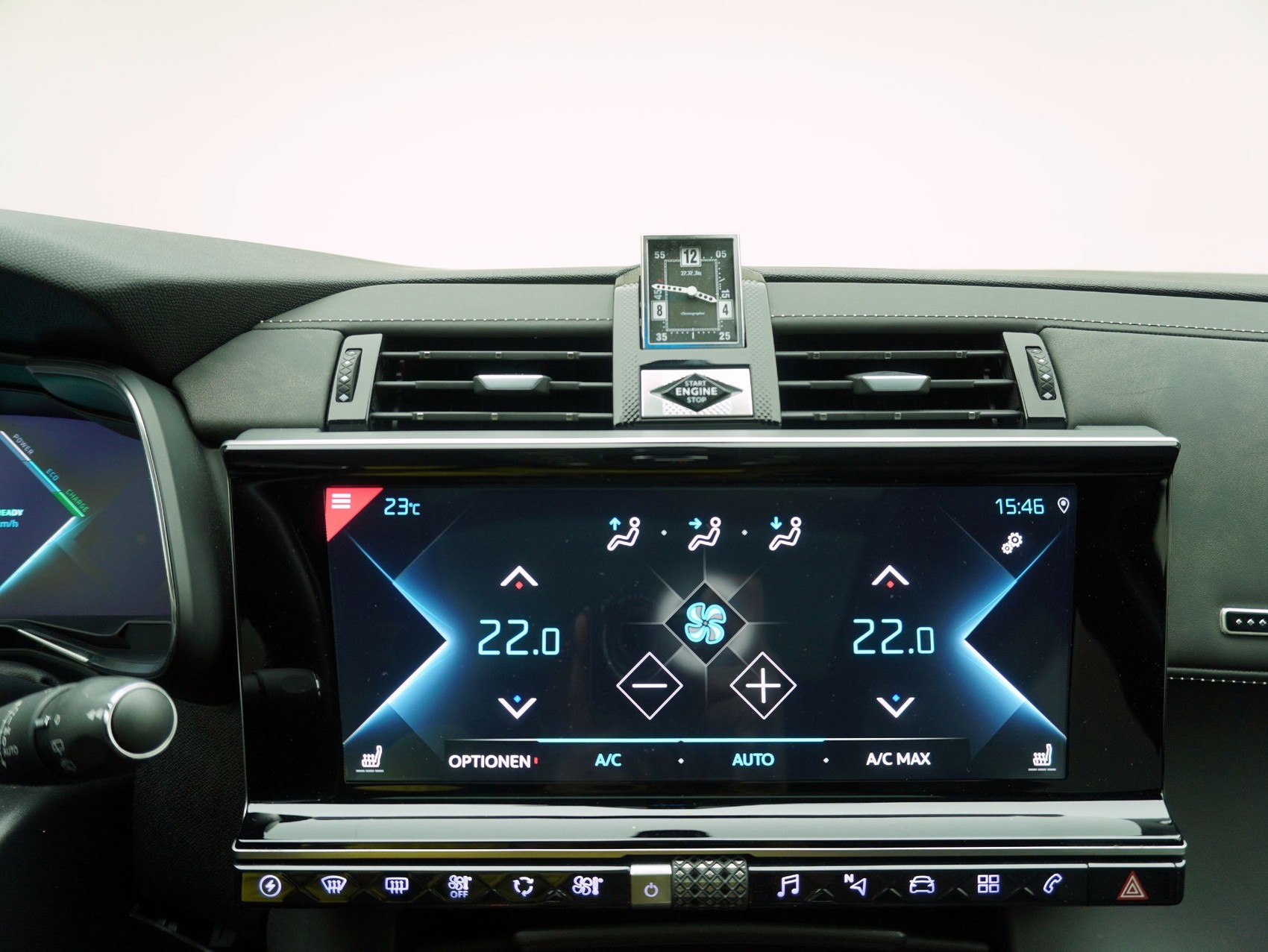 DS AUTOMOBILES DS7 Crossback 1.6 E-Tense Opera 4x4-image-16