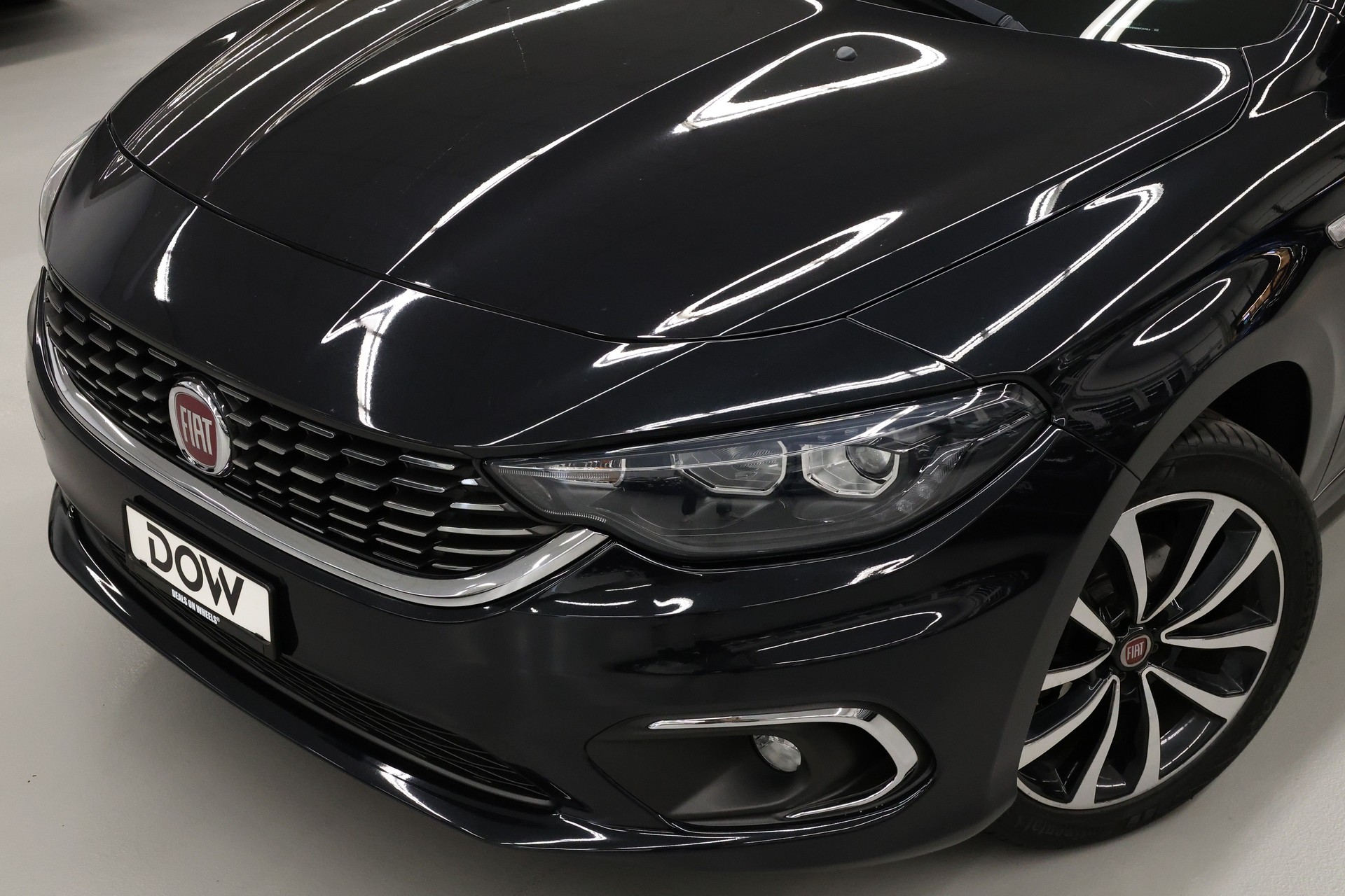FIAT Tipo SW 1.6 JTD Lounge DCT-image-8