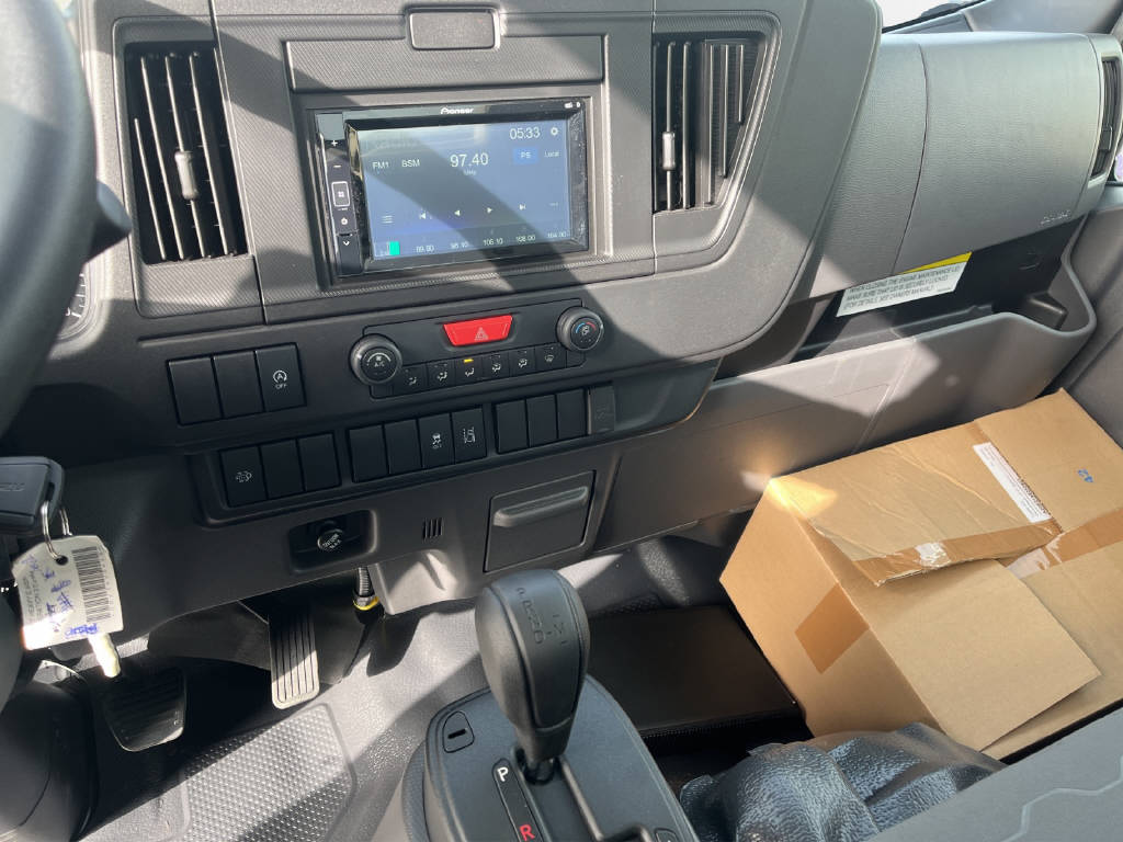 ISUZU M21 Kab.-Ch. E DR 1.9 Ddi T Heavy Kipper-image-6