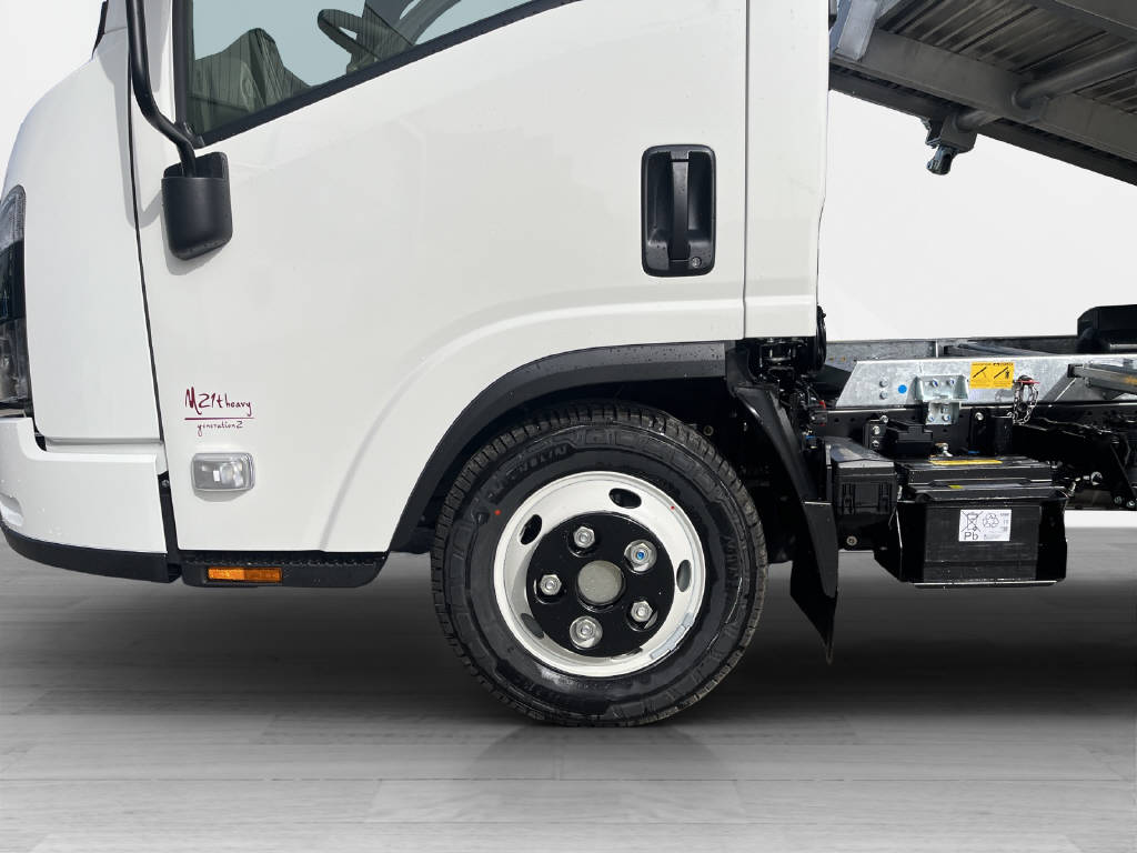 ISUZU M21 Kab.-Ch. E DR 1.9 Ddi T Heavy Kipper-image-9